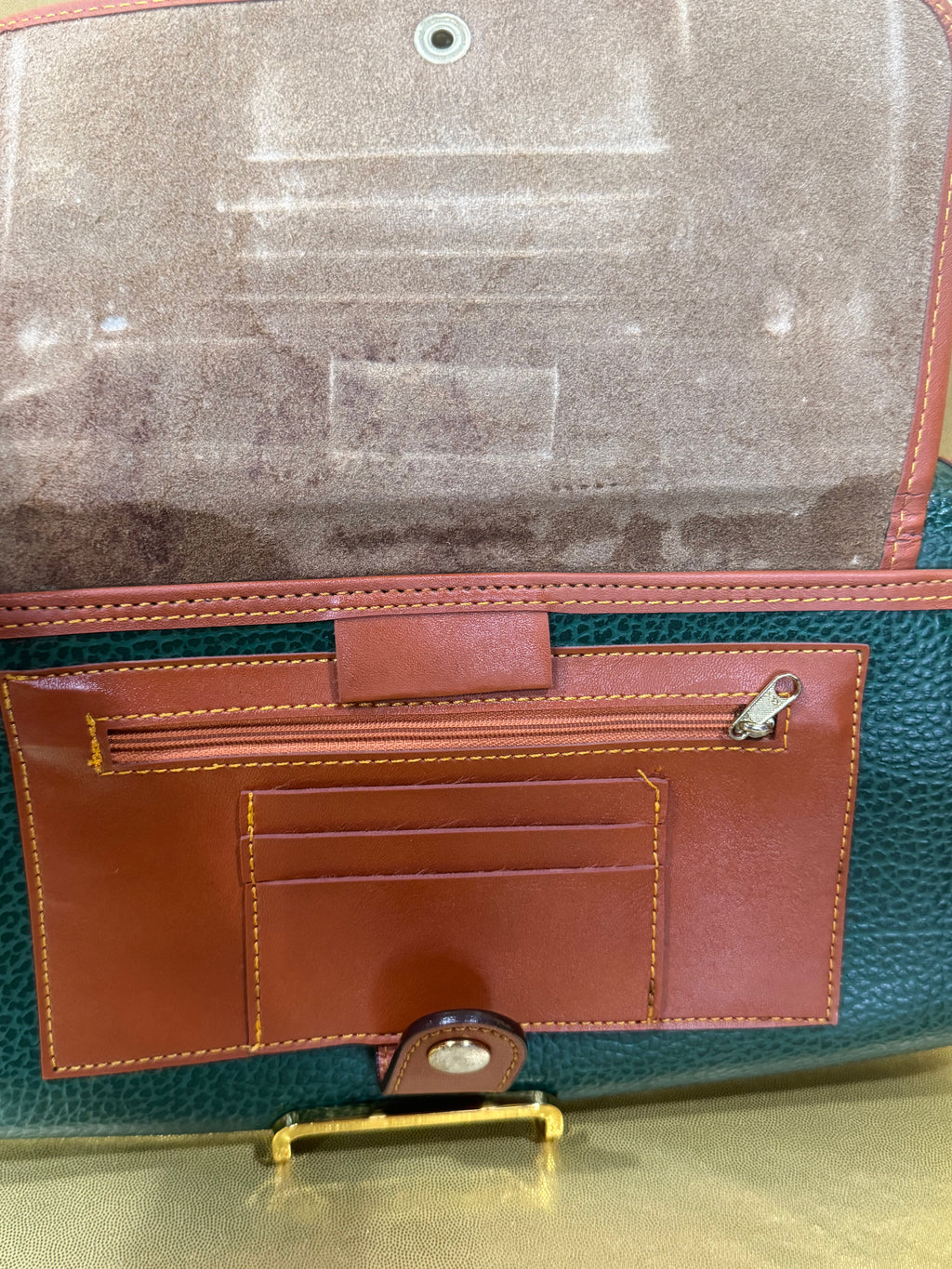 Vintage Dooney & Bourke All-Weather Leather Surrey Crossbody Bag – Forest Green
