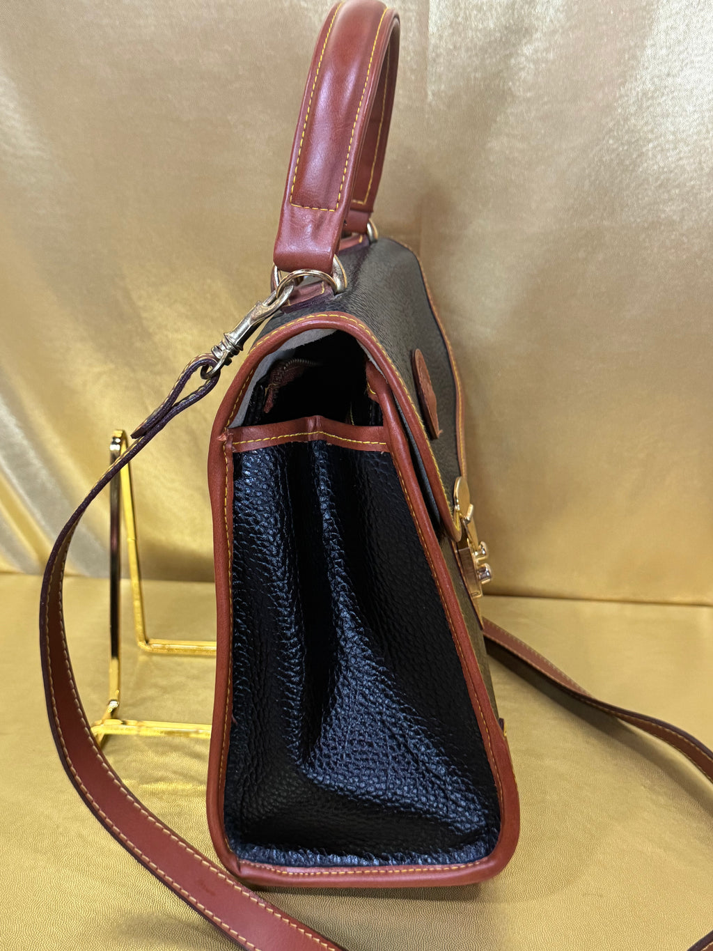 Vintage Dooney & Bourke All Weather Leather Lockhart Top Handle Satchel Crossbody – Black & British Tan