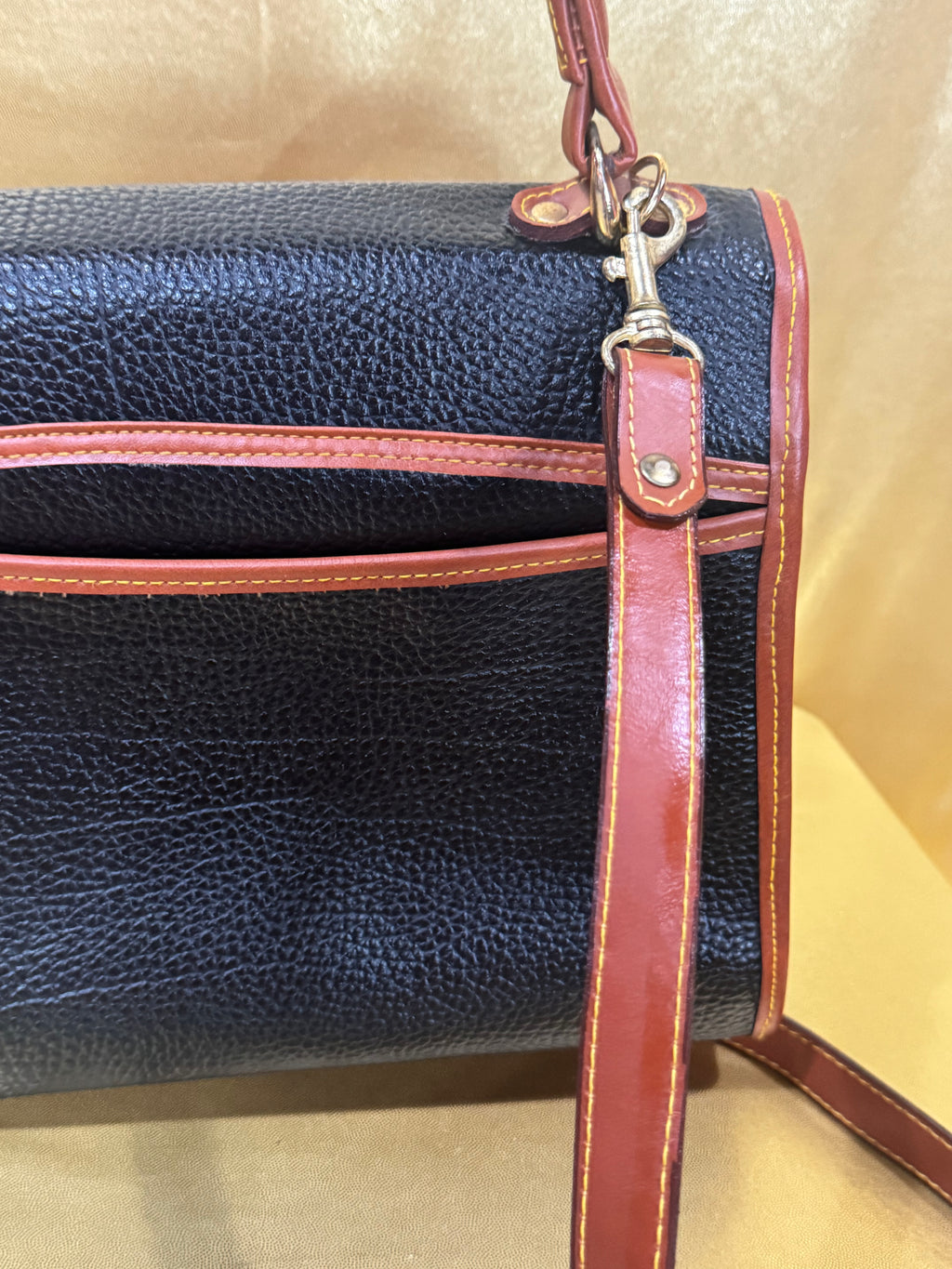 Vintage Dooney & Bourke All Weather Leather Lockhart Top Handle Satchel Crossbody – Black & British Tan