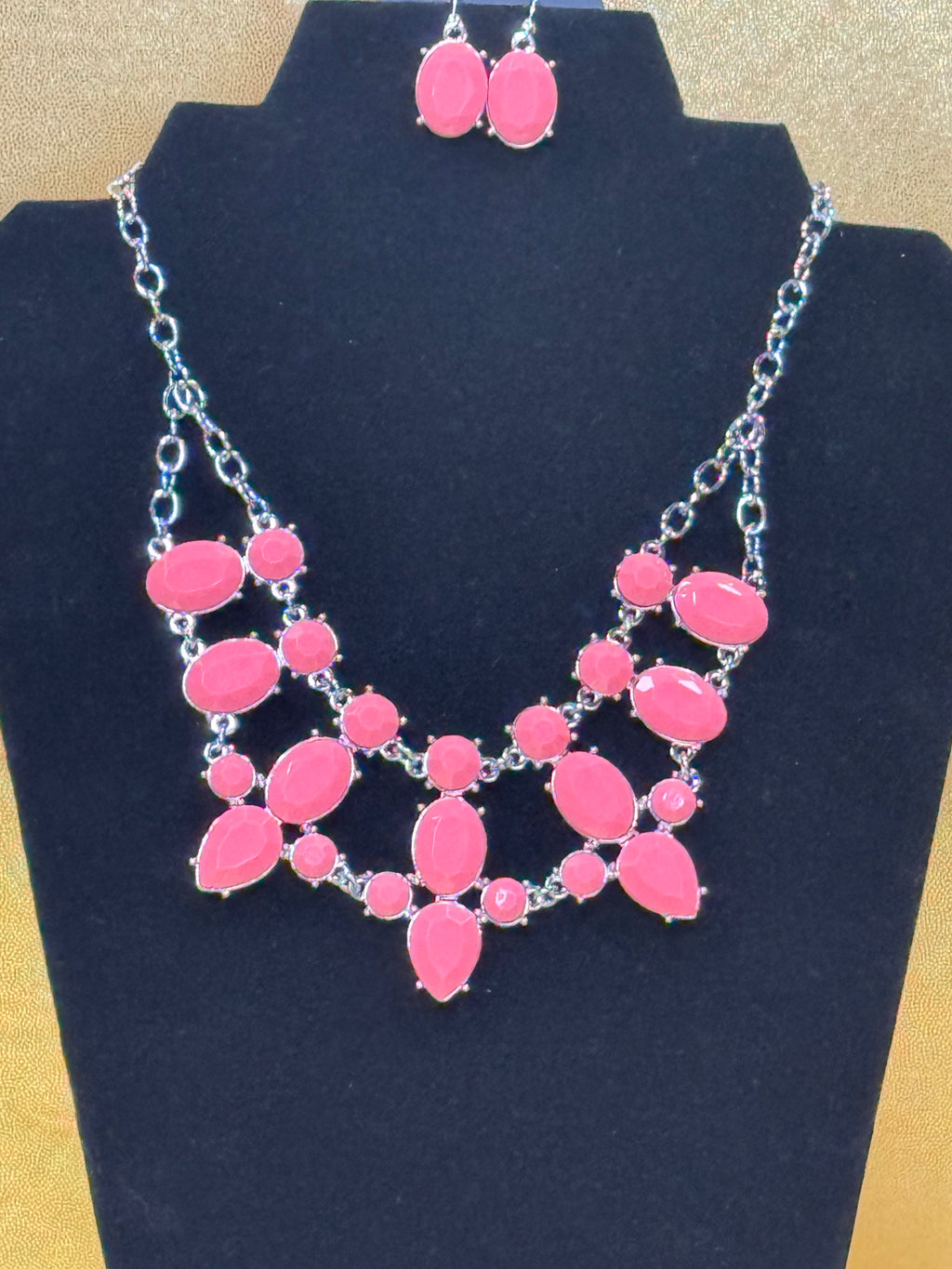 Paparazzi "Significant Influence" Pink Bead Statement Necklace & Earring Set ✨