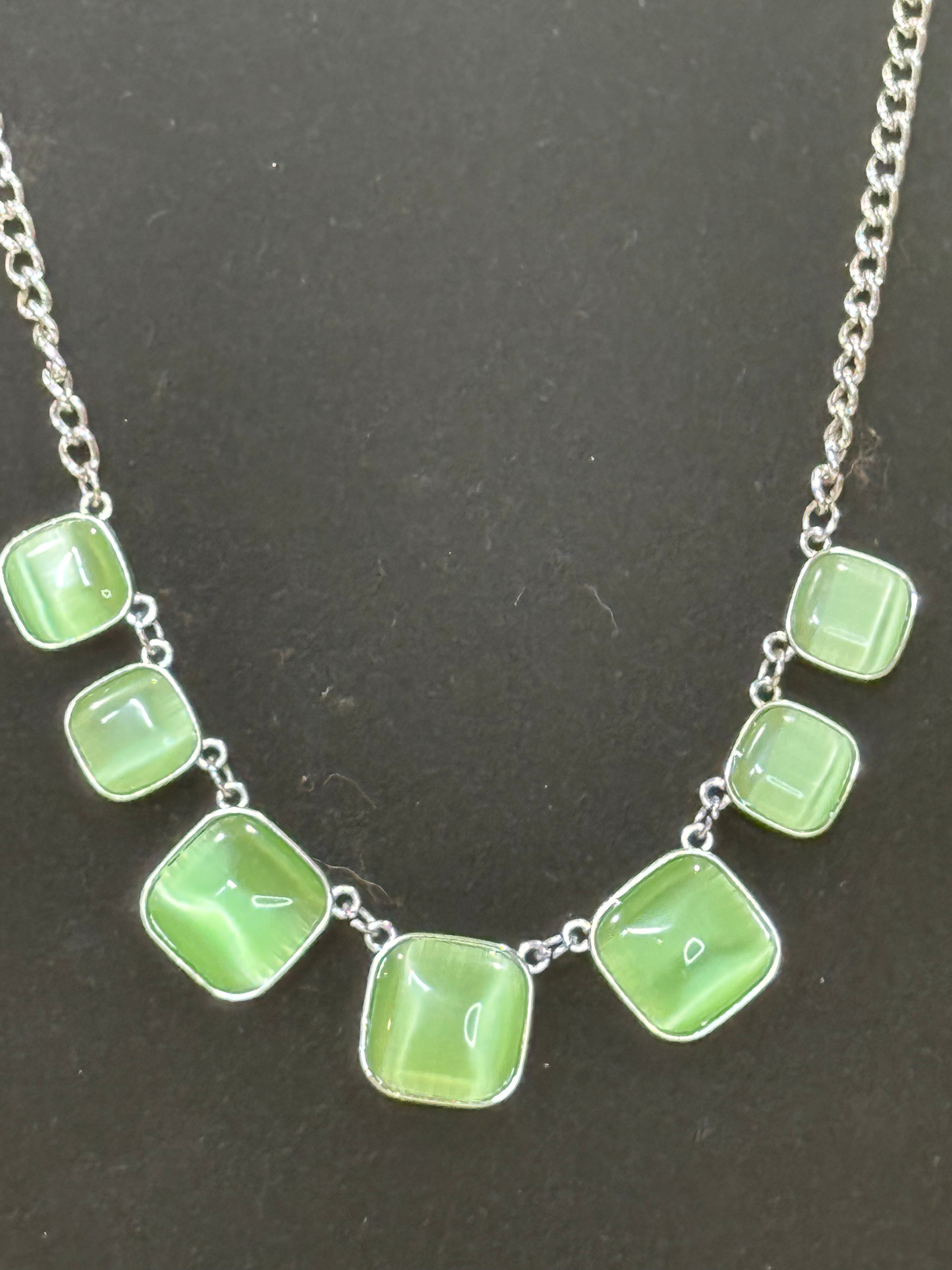 Paparazzi "Aura Allure" Mint Green Cat's Eye Necklace & Earring Set