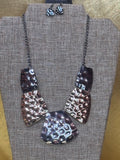 Paparazzi "Haute Plates" Hammered Metal Bib Necklace Set – Gunmetal & Silver ✨
