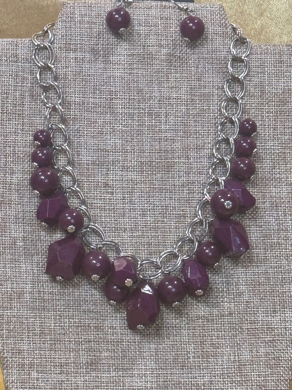Paparazzi "Gorgeously Globetrotter" Purple Bead Chunky Silver Chain Necklace Set