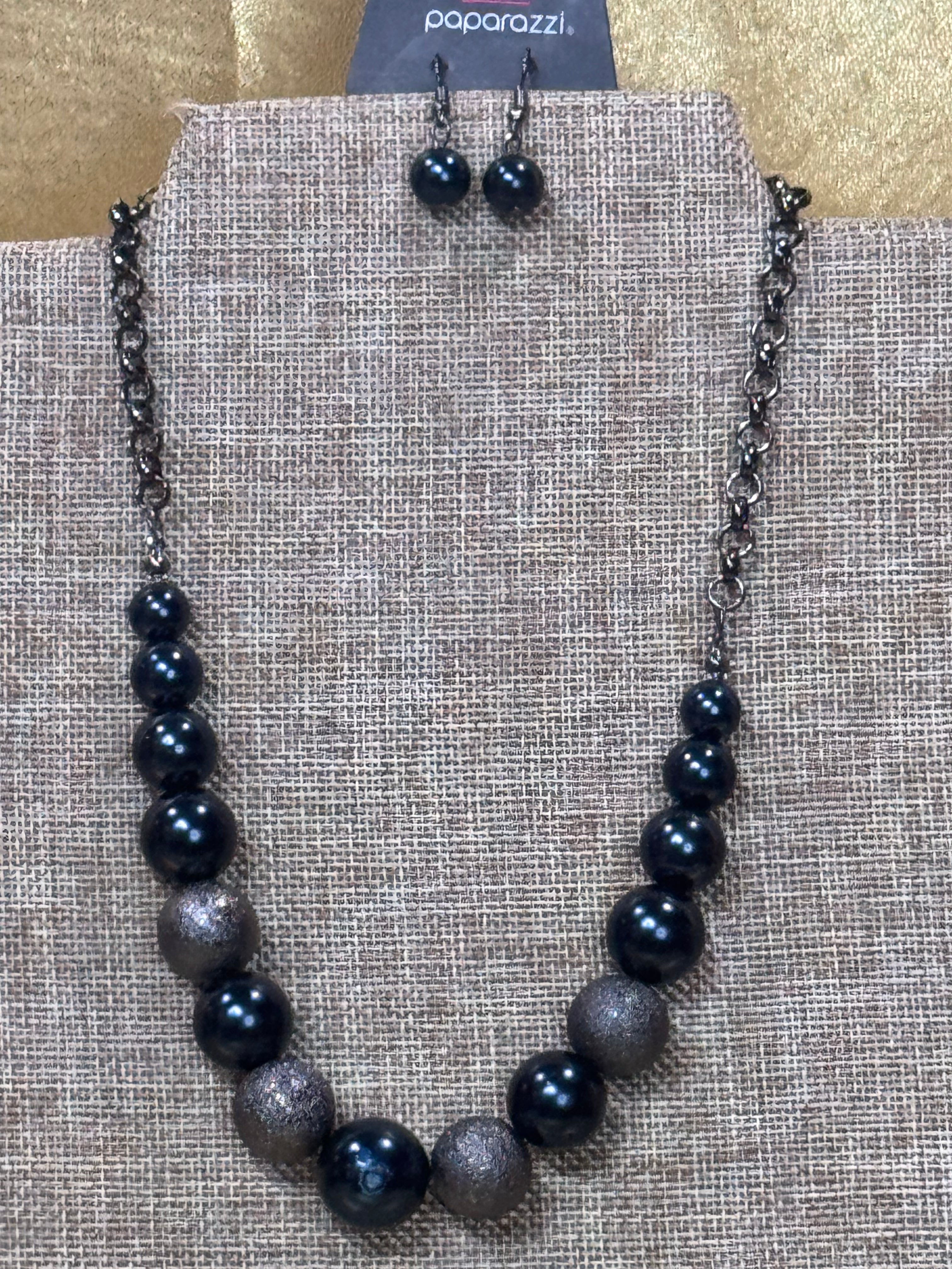 Paparazzi "Color Me CEO" Black & Gunmetal Textured Bead Necklace Set — NWT