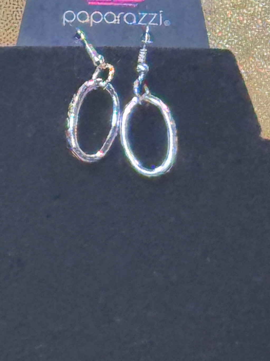 Chic & Modern: Paparazzi "Very Avant-Garde" Silver Geometric Necklace Set