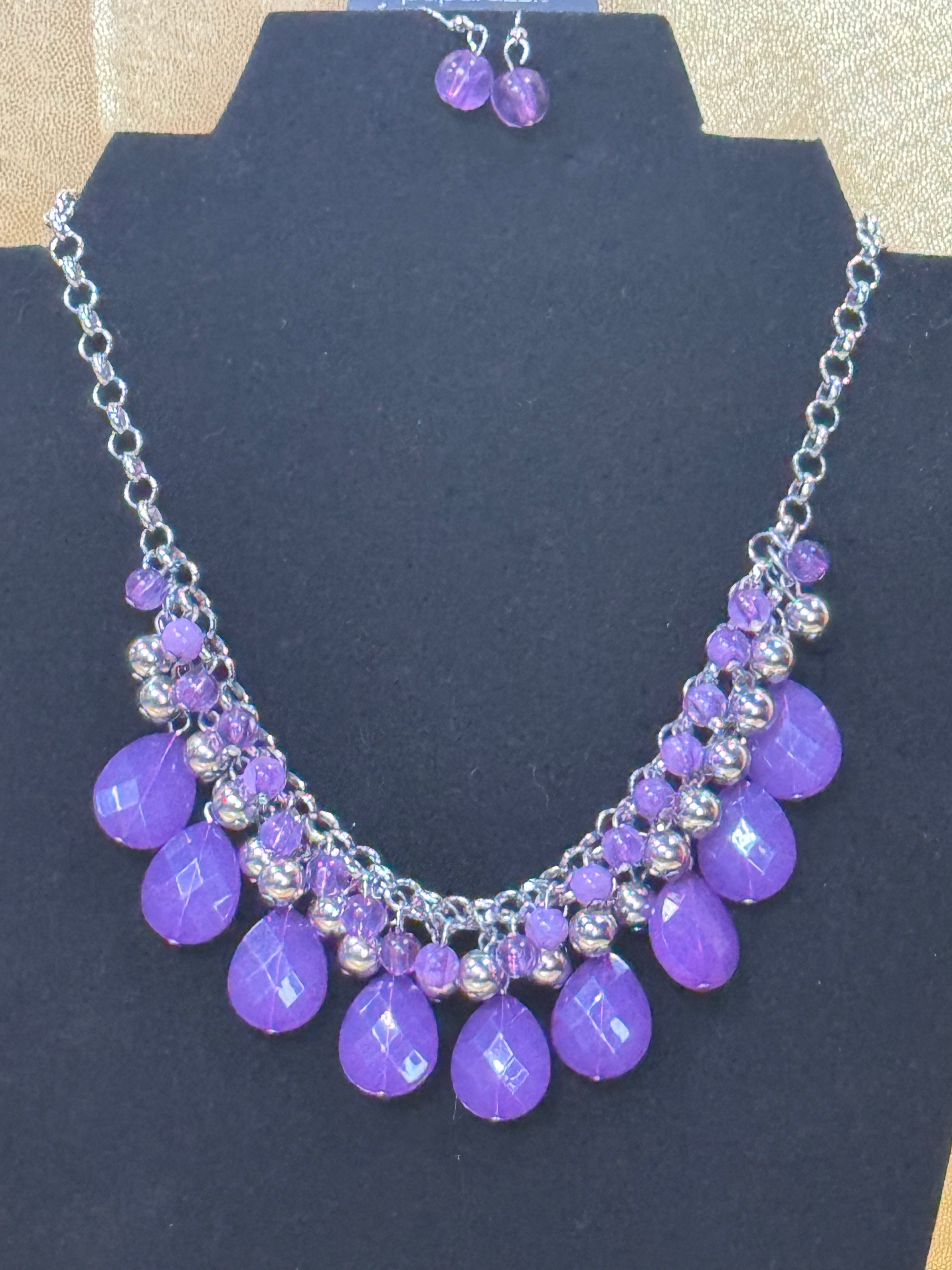Paparazzi Accessories "Trending Tropicana" Purple Beaded Statement Necklace Set