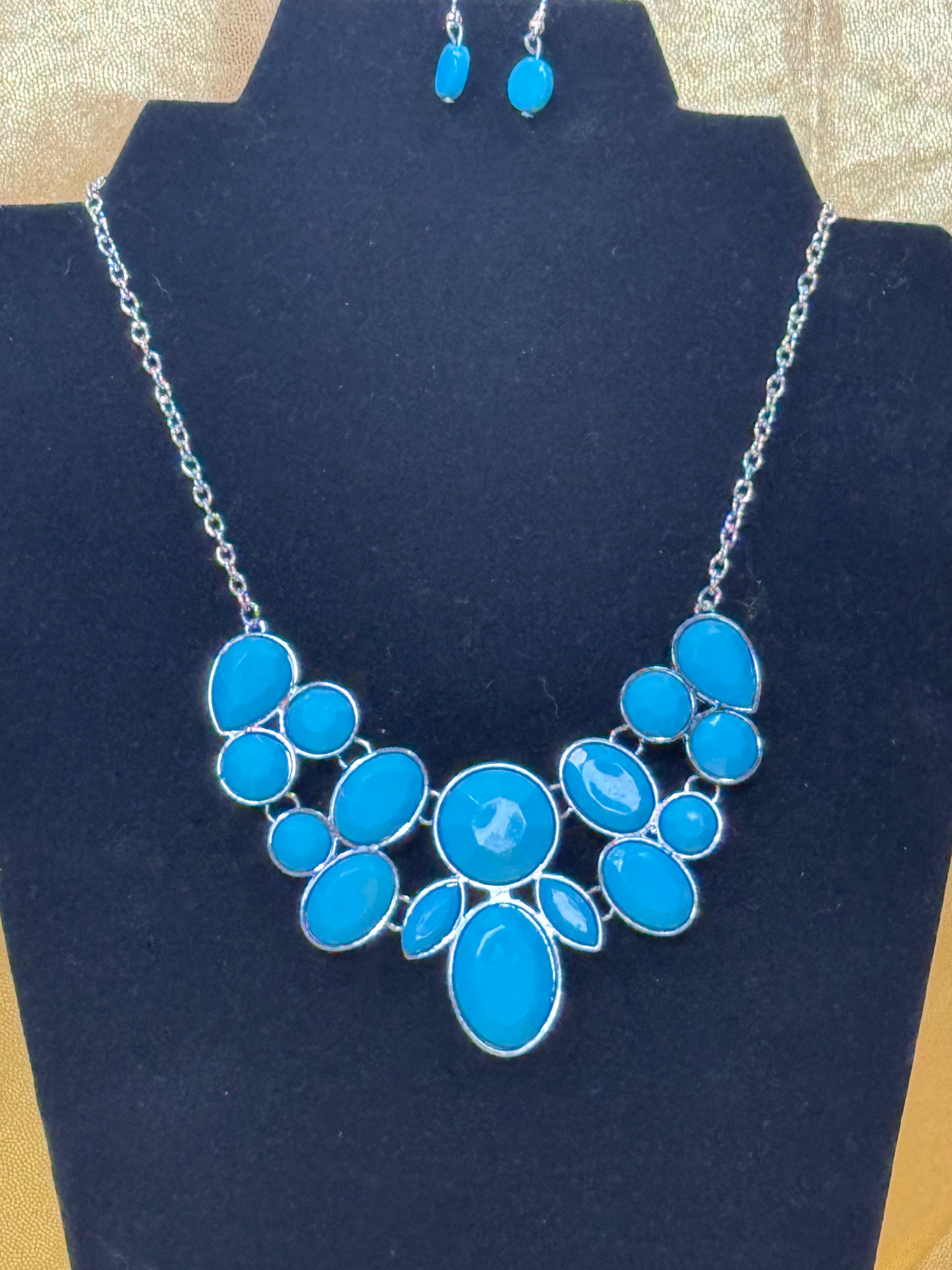 Paparazzi "Demi Diva" Blue Oval Bead Statement Necklace & Earring Set – Silver Tone