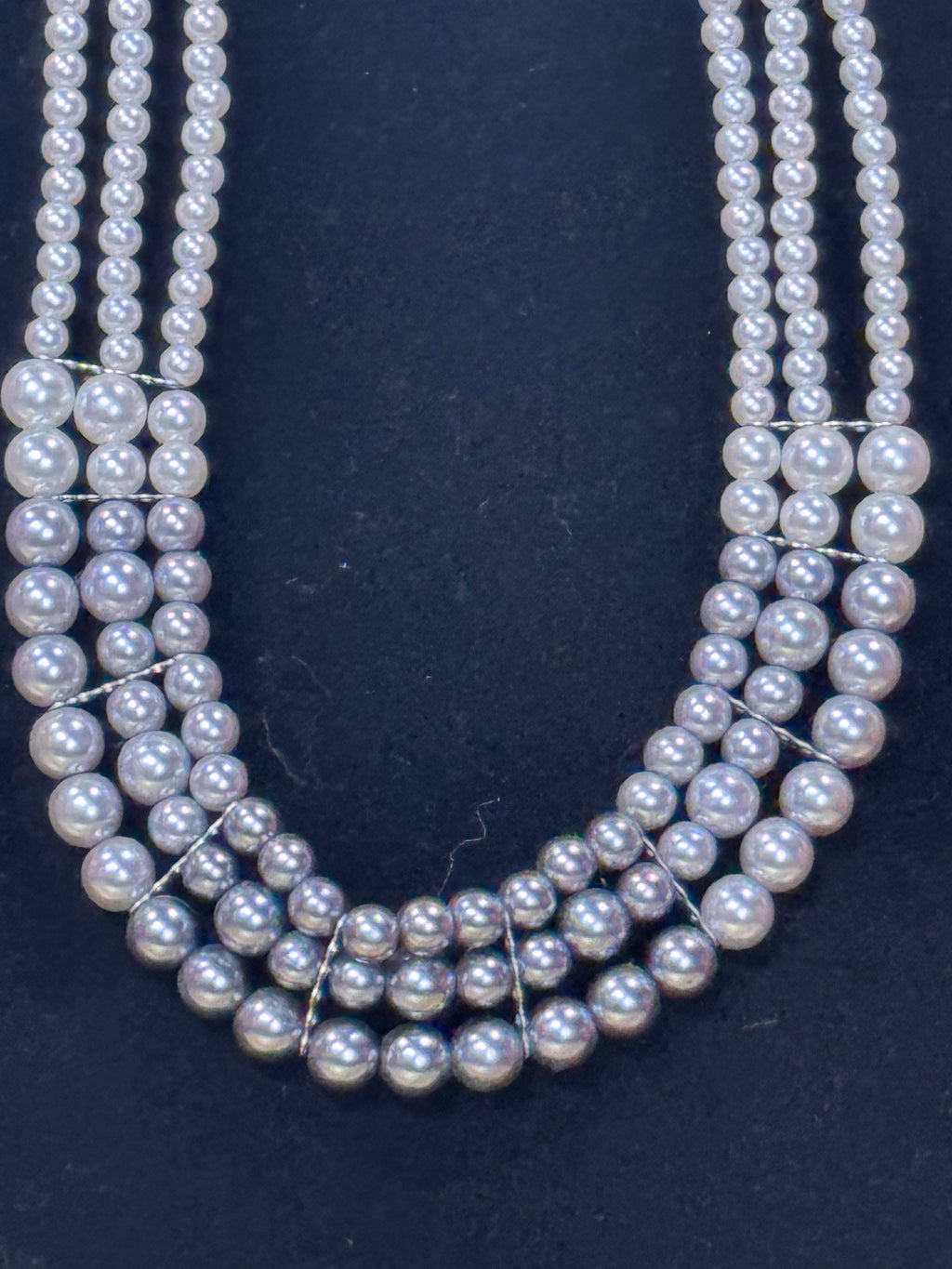 Paparazzi "Lady in Waiting" Ombre Pearl Multi-Strand Necklace Set