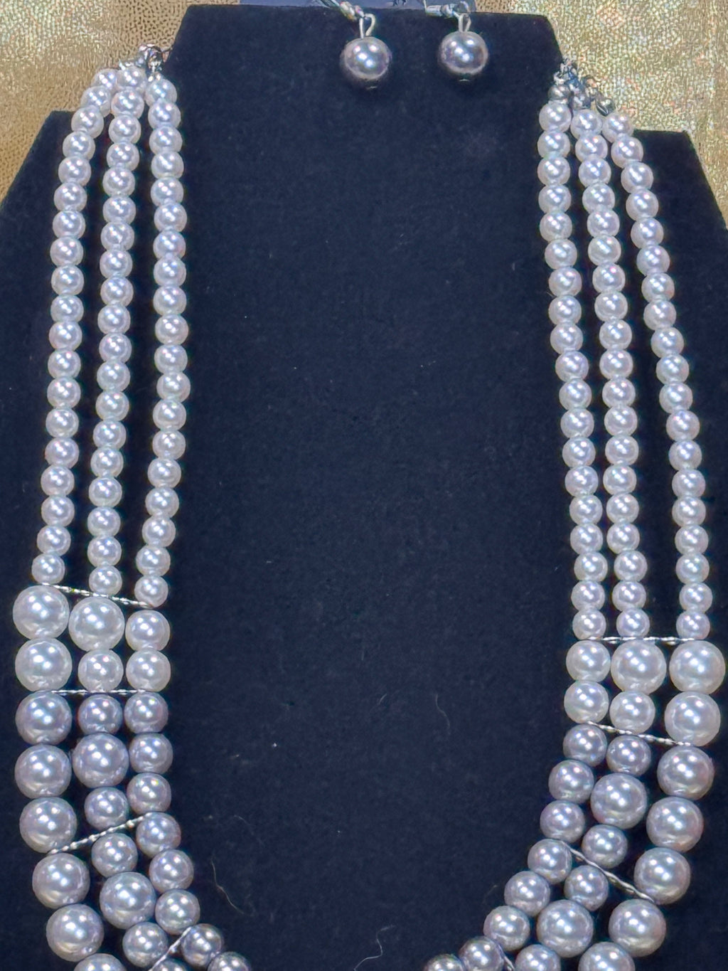 Paparazzi "Lady in Waiting" Ombre Pearl Multi-Strand Necklace Set