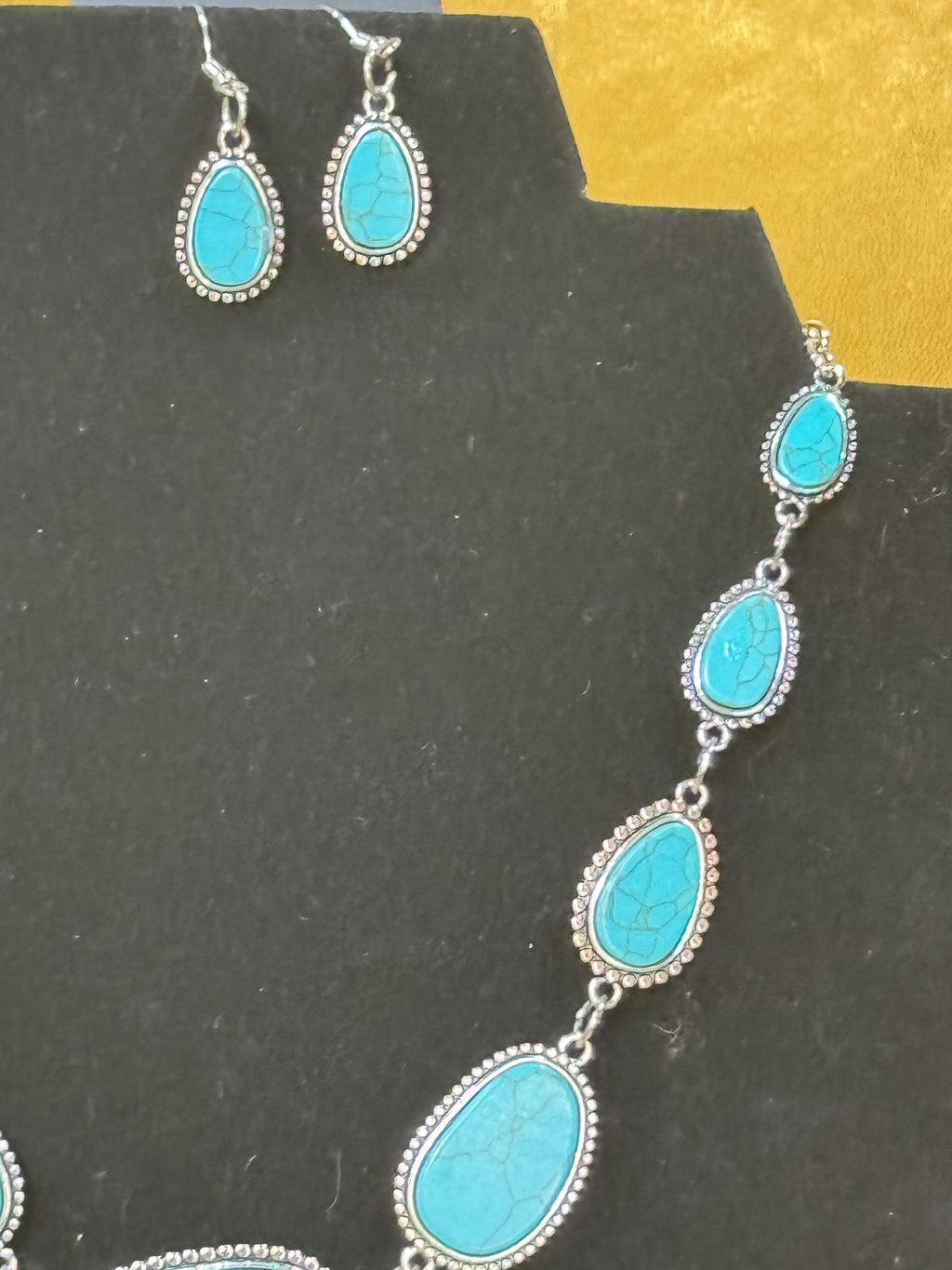 Paparazzi Accessories "Elemental Eden" Turquoise Blue Necklace & Earring Set