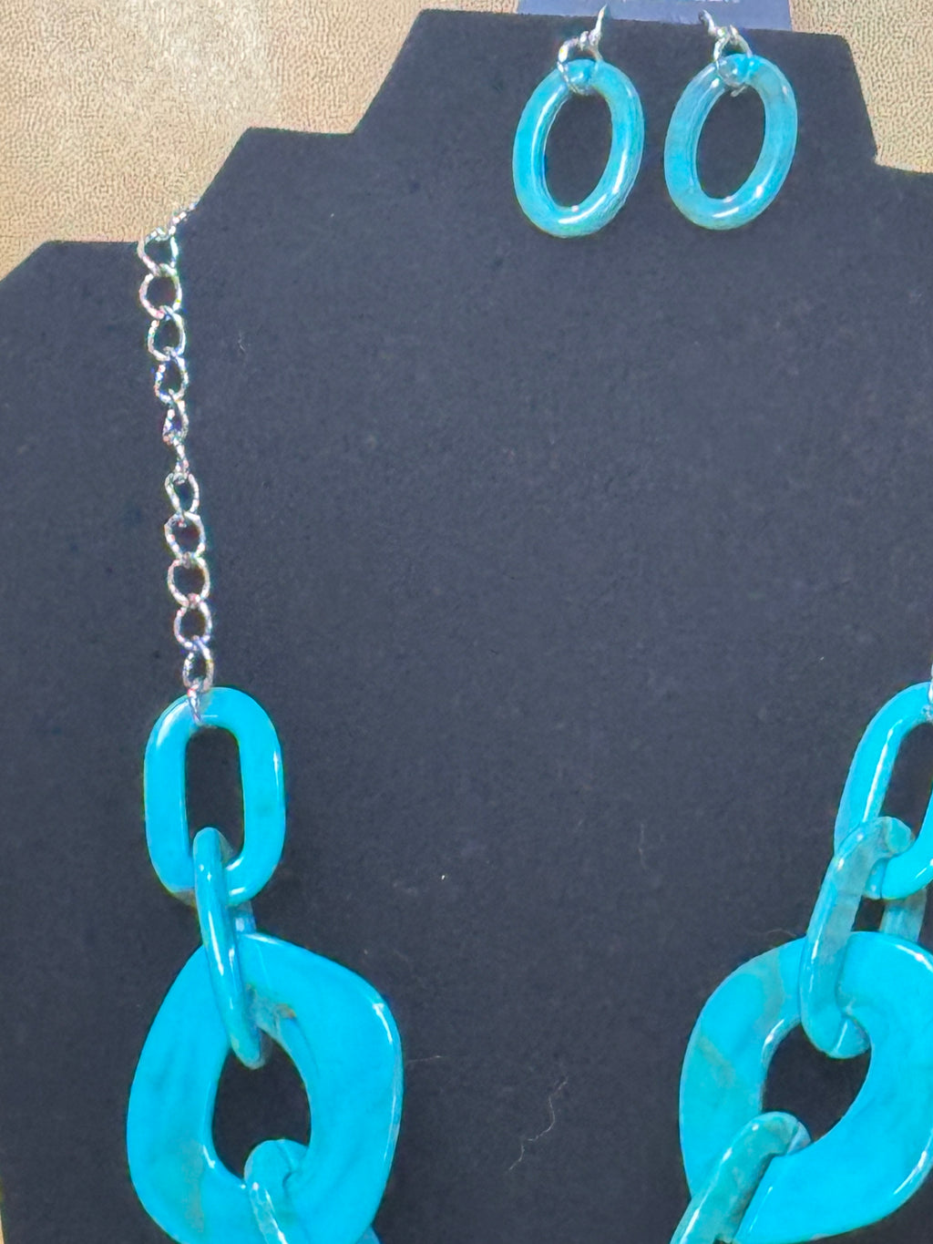 Make a Bold Statement with the Paparazzi "Courageously Chromatic" Turquoise Blue Necklace Set!