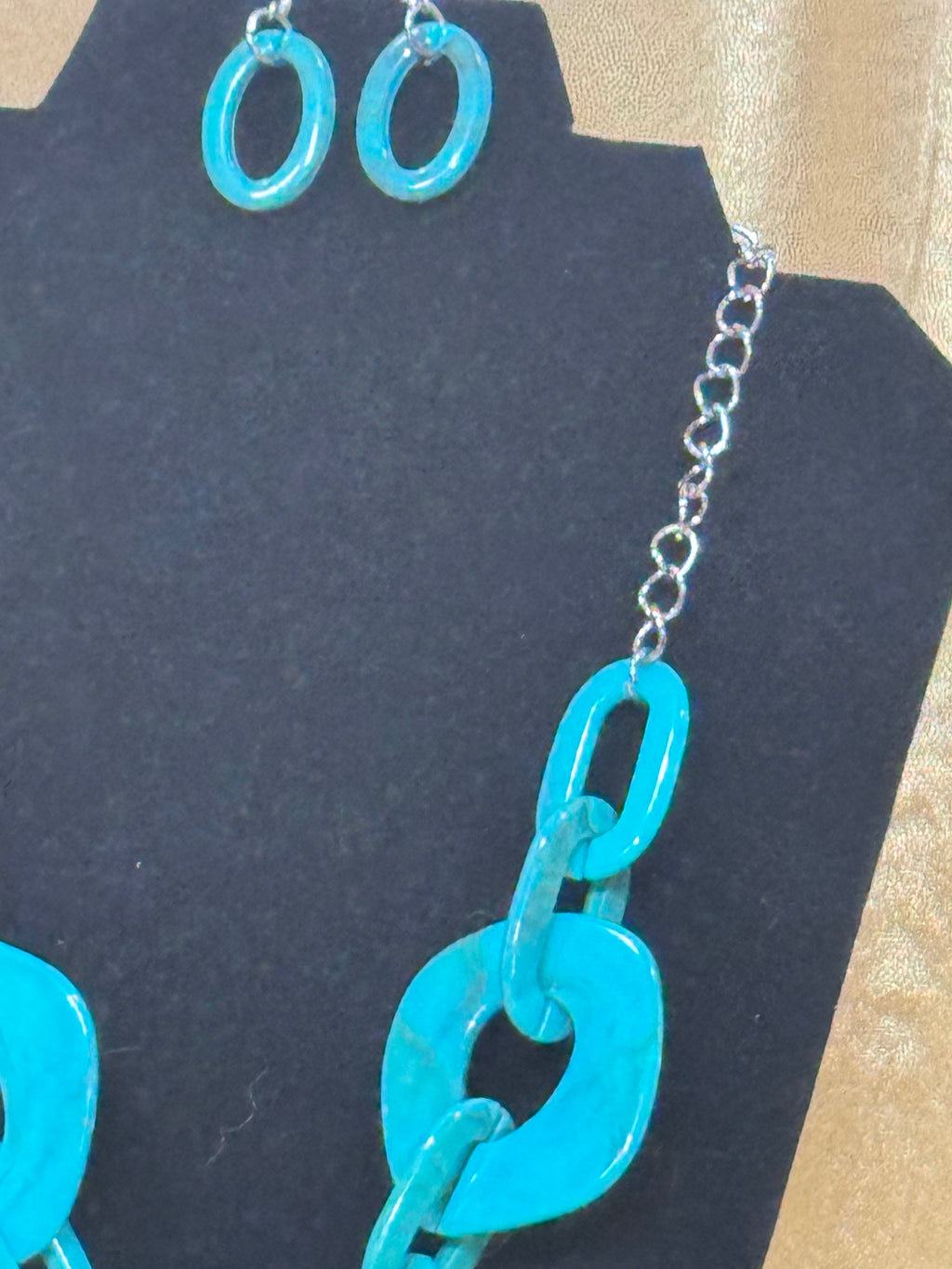 Make a Bold Statement with the Paparazzi "Courageously Chromatic" Turquoise Blue Necklace Set!