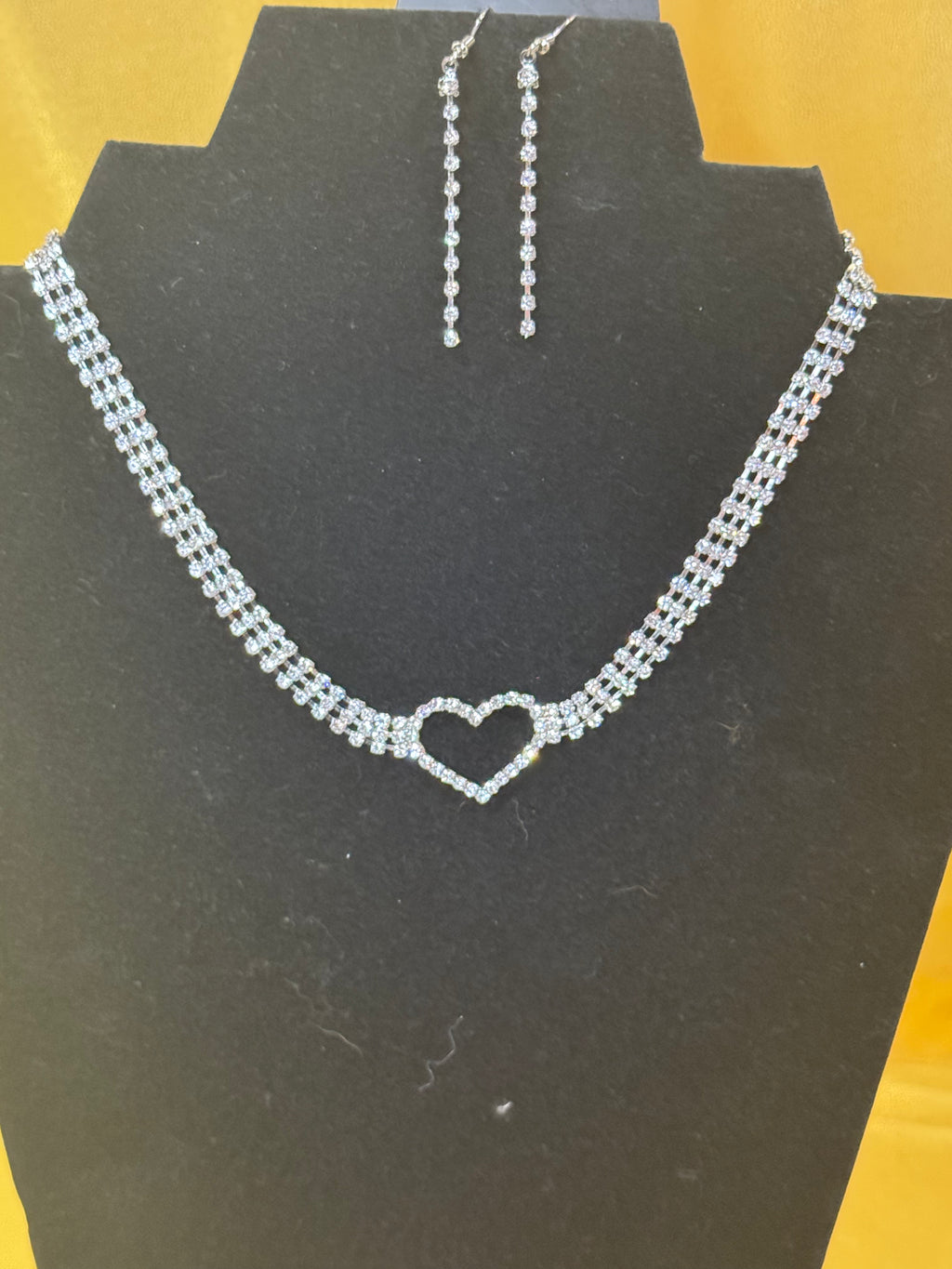 Paparazzi "Rows of Romance" Rhinestone Heart Necklace & Earring Set – White