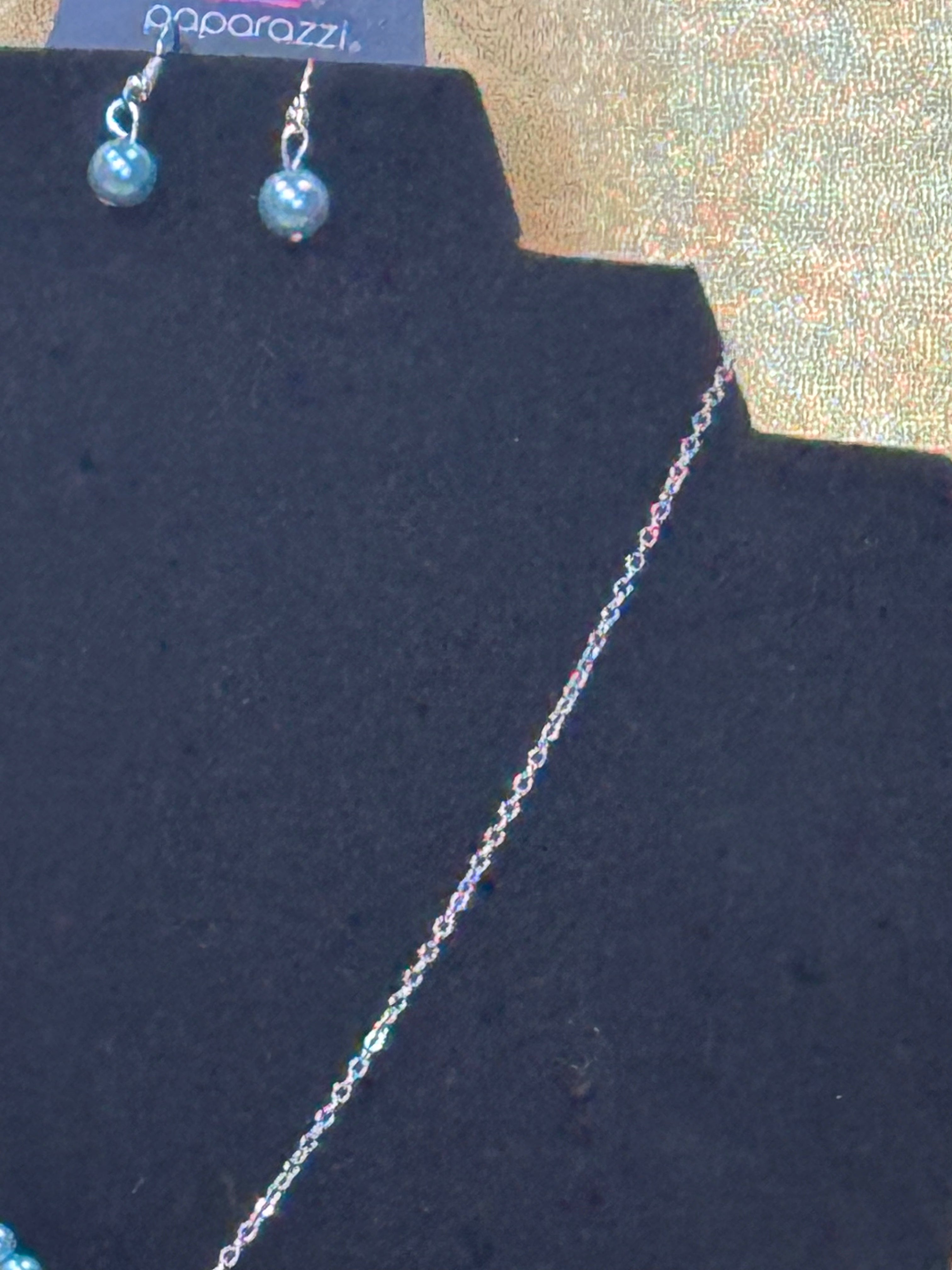 Paparazzi "Timeless Taste" Blue Pearl Lariat Necklace Set