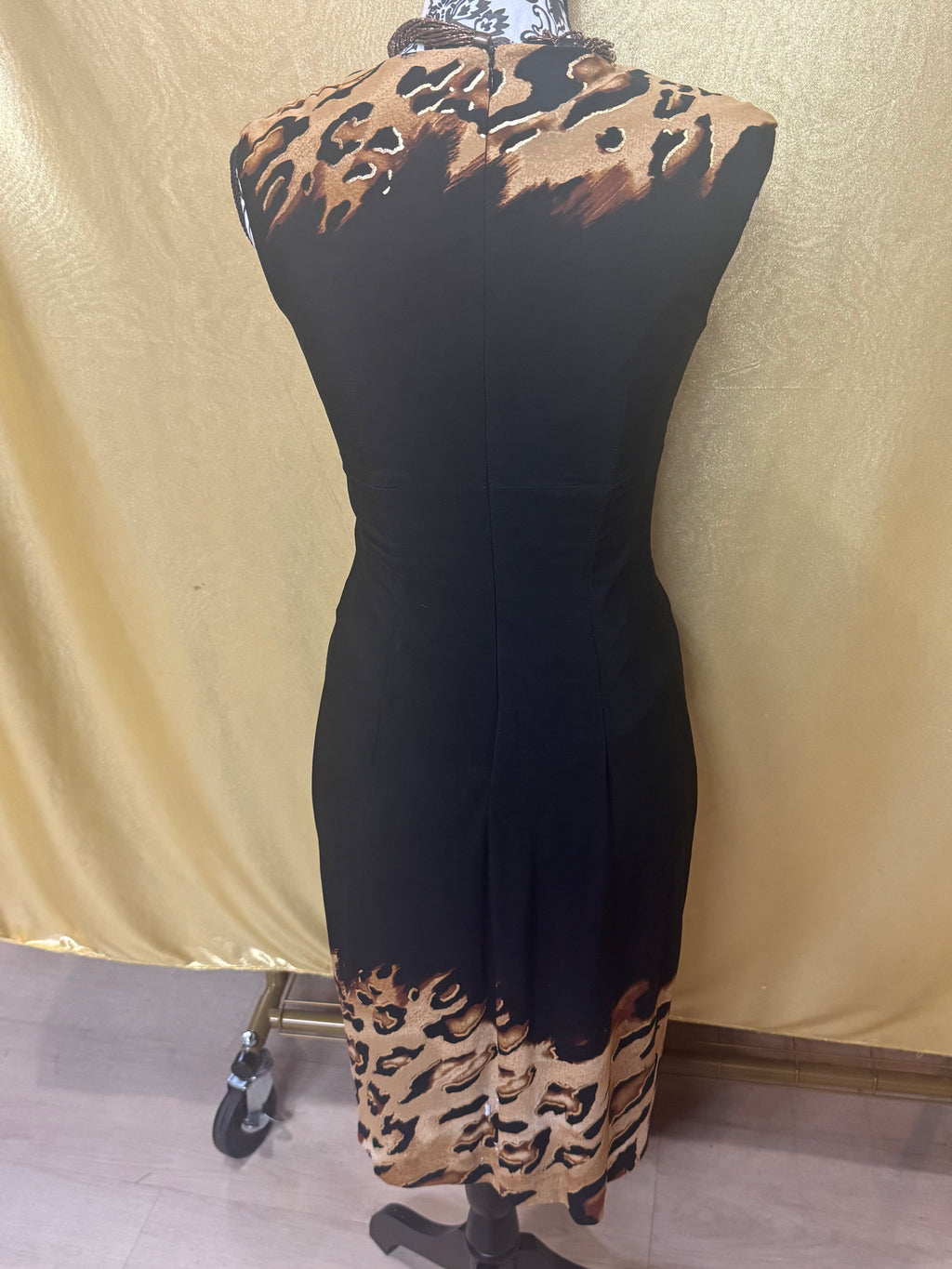Outfit of the Week Highlight! ✨ Caché Black & Leopard Print Ruched Cocktail Dress - NWT Size 4