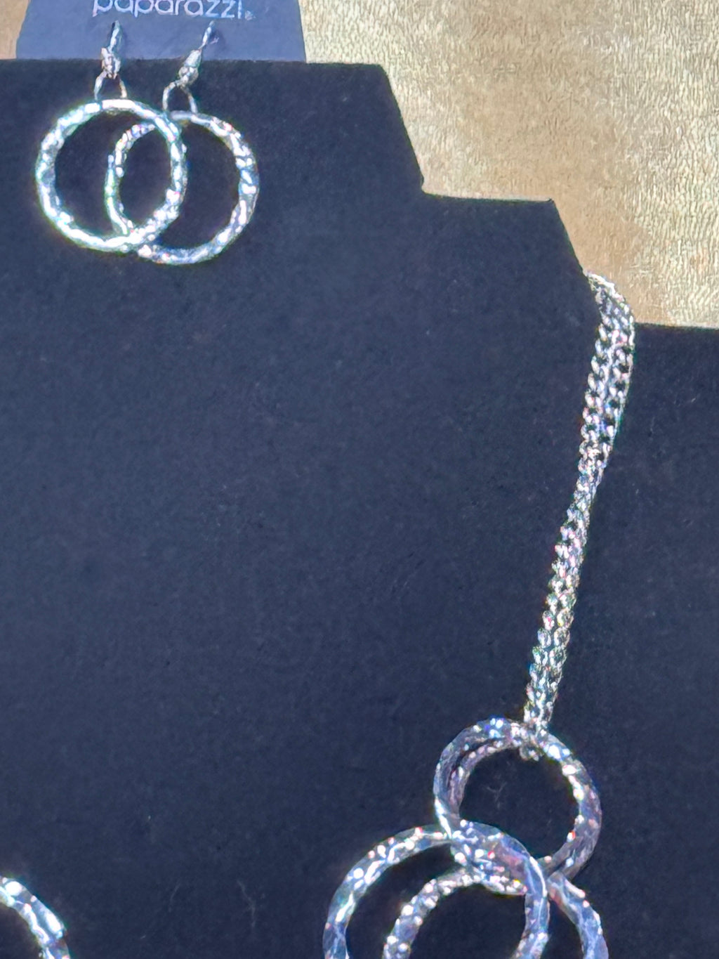 Paparazzi Radiant Ringmaster Silver Hammered Hoop Necklace Set