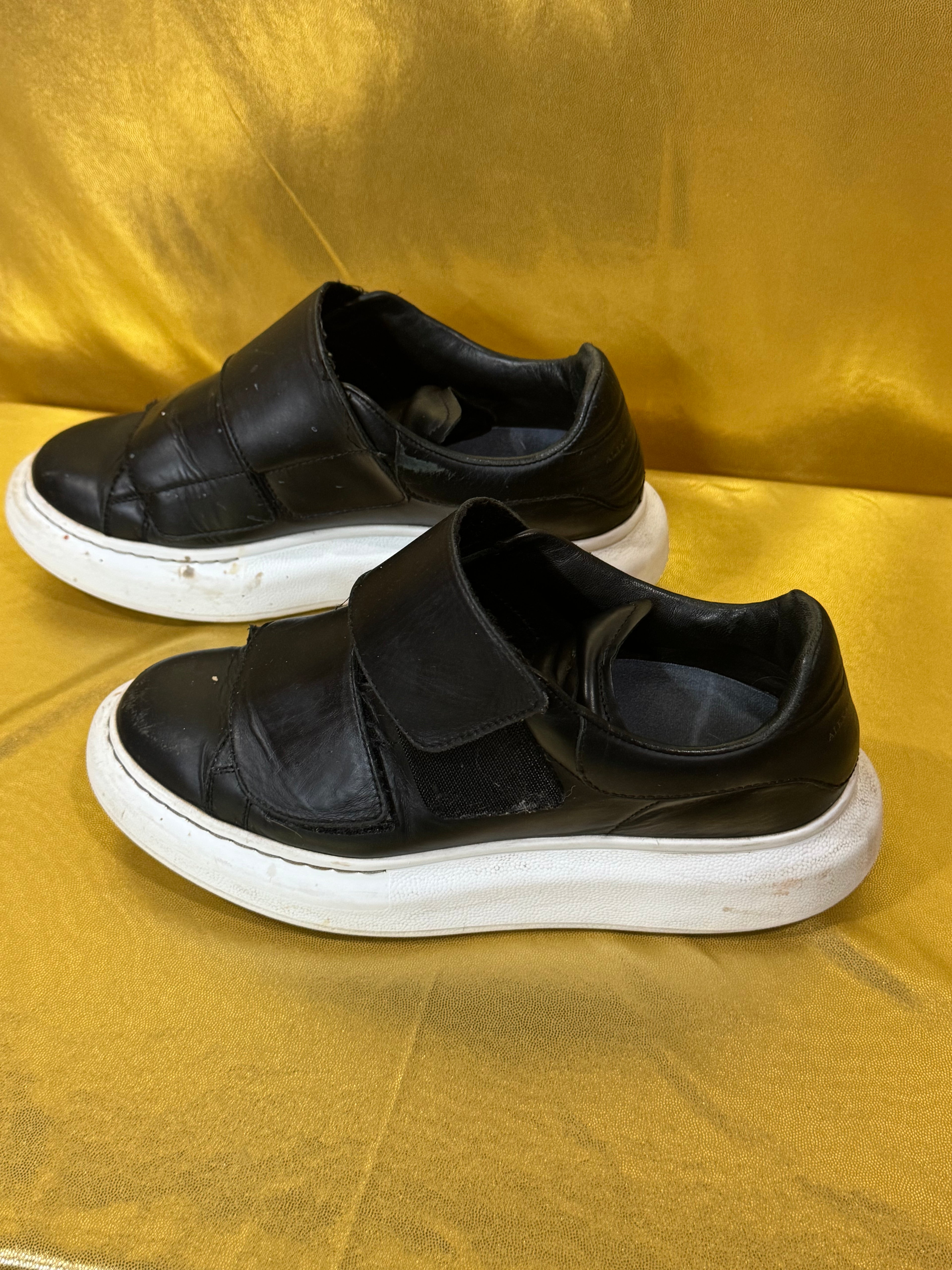 Authentic Alexander McQueen Black Leather Oversized Grip-Strap Platform Sneakers - Size 37