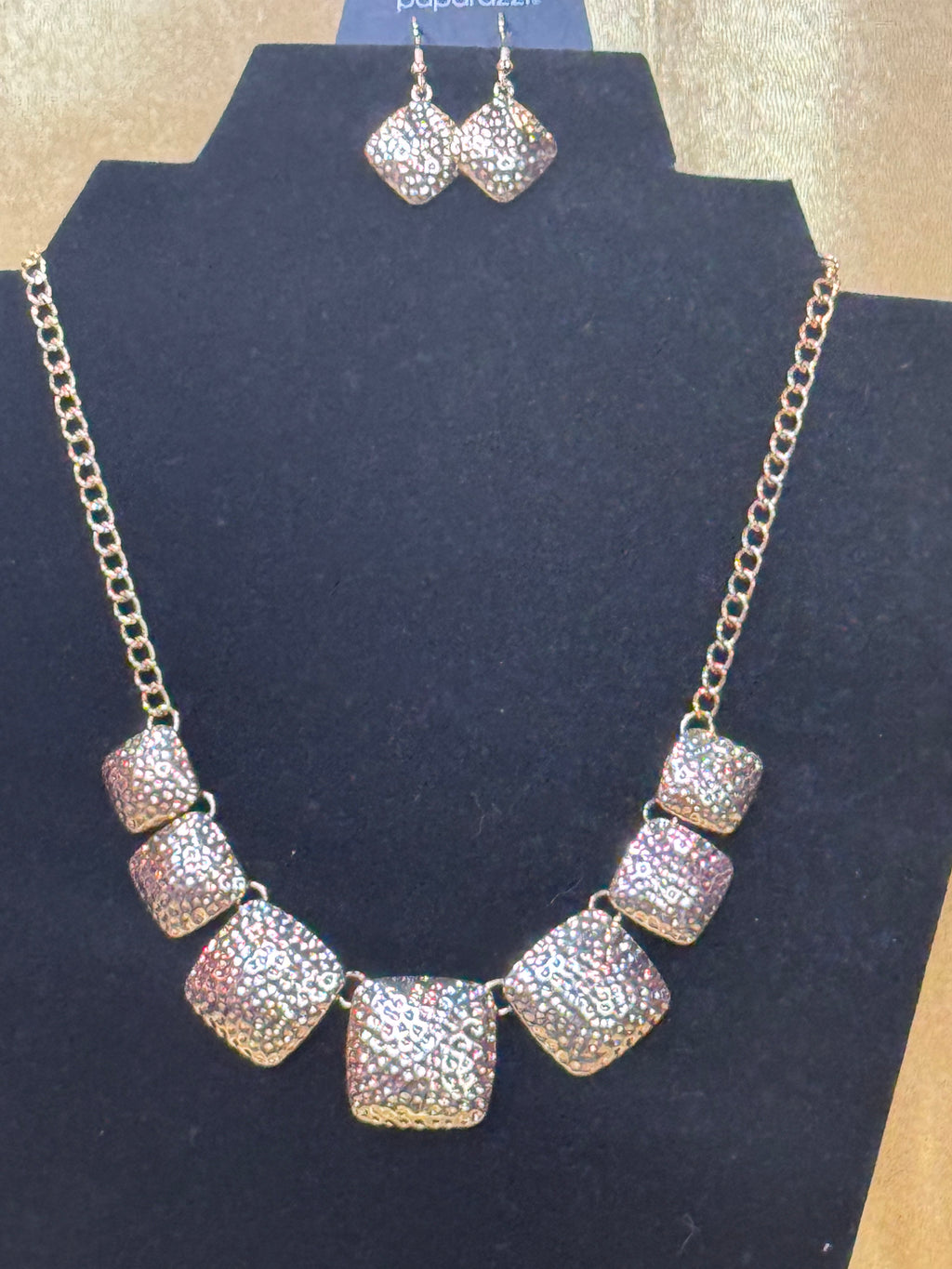 Paparazzi "Keeping It RELIC" Gold Hammered Square Statement Necklace Set
