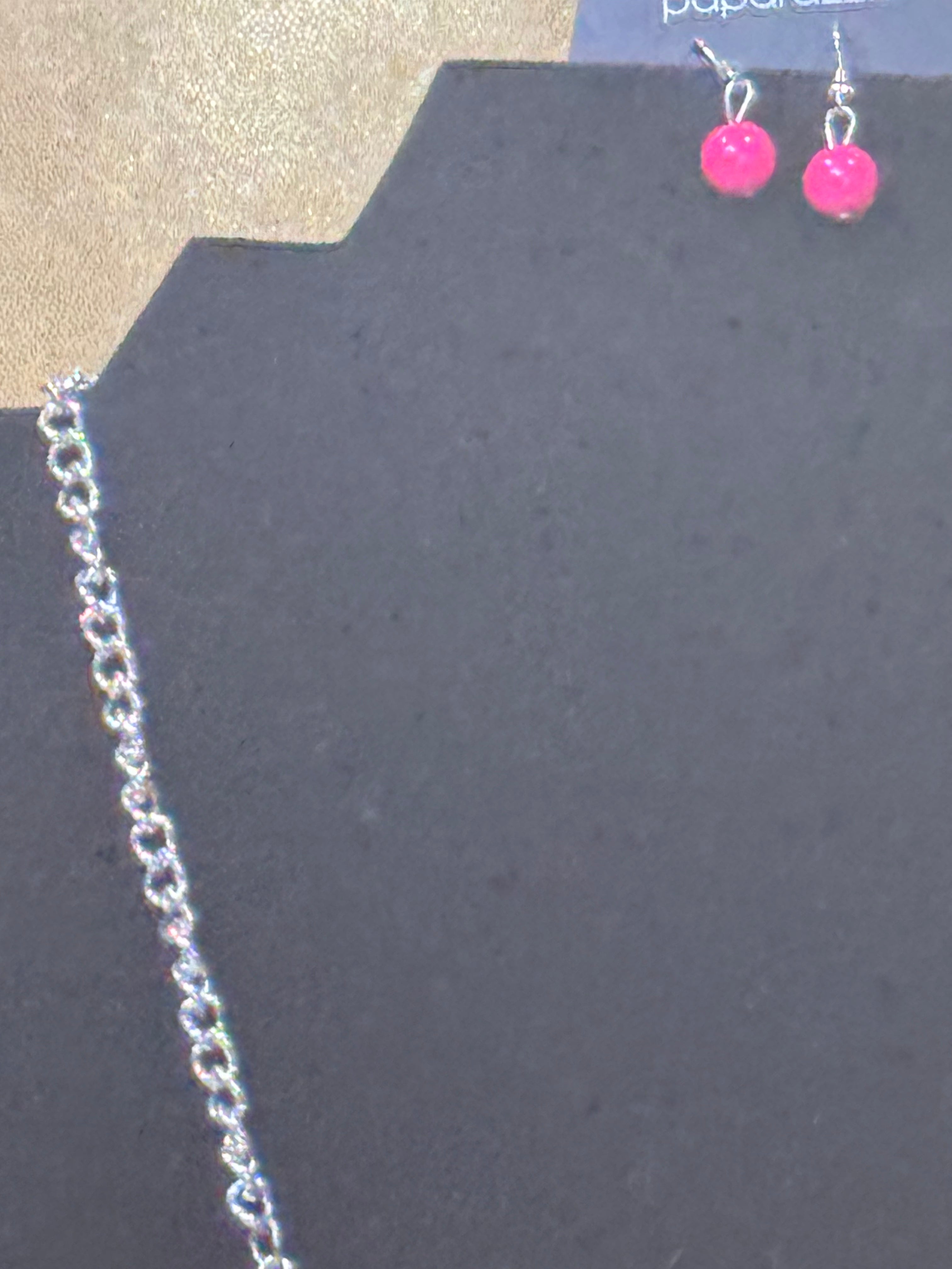 🌸 Paparazzi Prismatically POP-tastic Pink Necklace & Earring Set 🌸