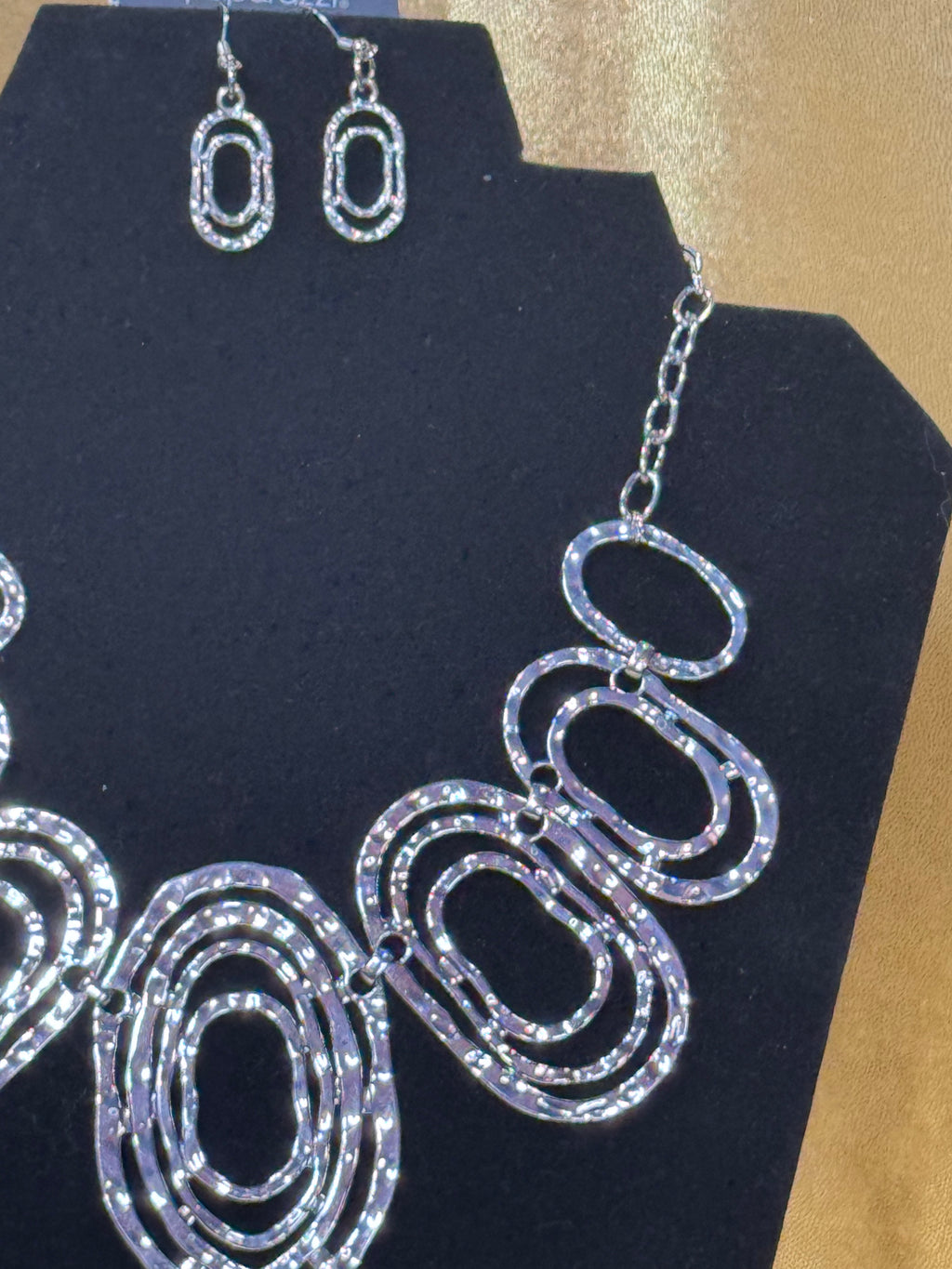 Paparazzi "Empress Impressions" Silver Textured Oval Bib Statement Necklace & Earring Set