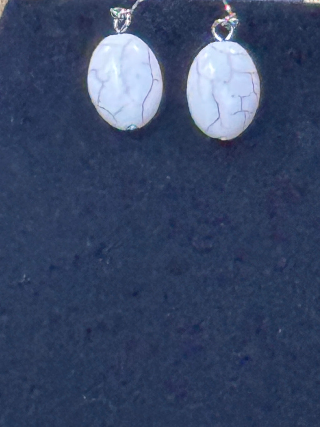 Paparazzi "Island Queen" statement necklace and matching earring set