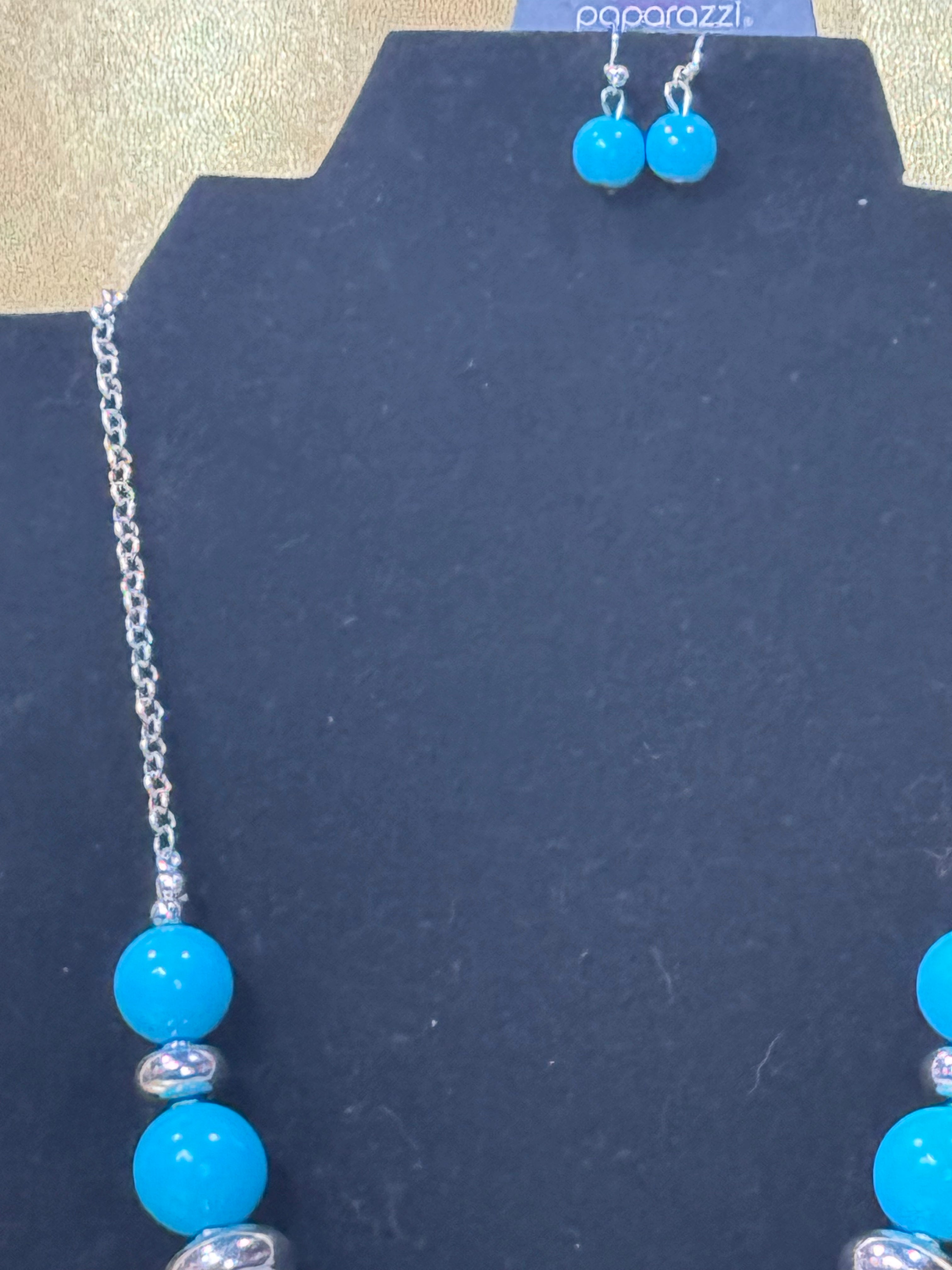 ✨ Paparazzi "Daytime Drama" Blue Bead & Silver Statement Necklace Set ✨
