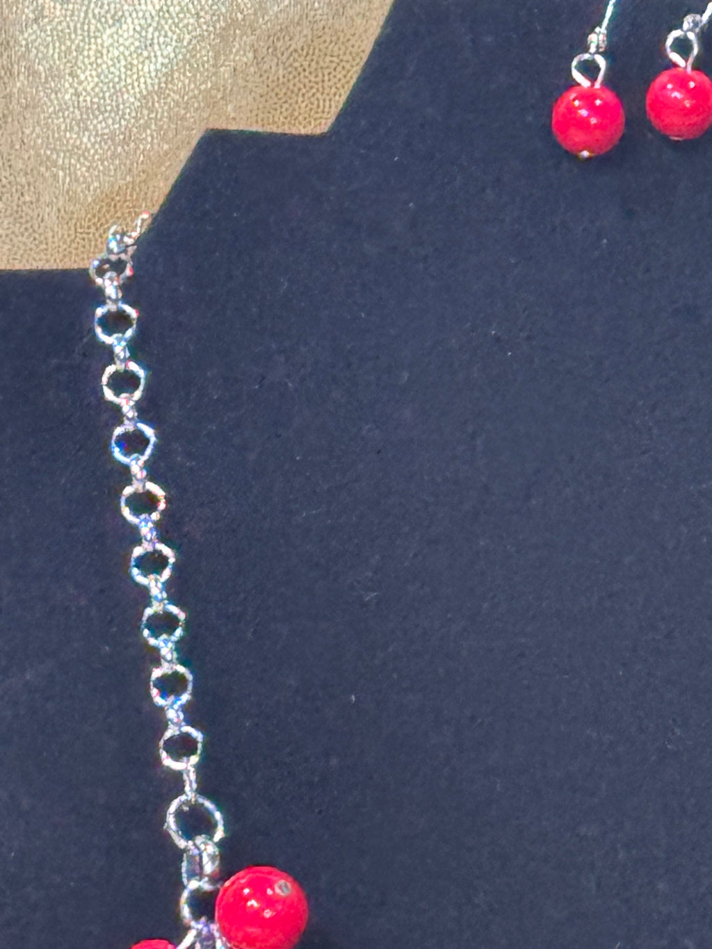 Paparazzi "Walk This Broadway" necklace and earring set