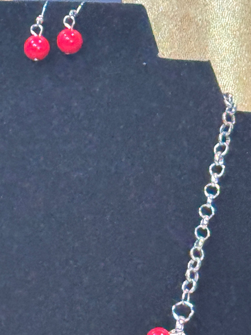 Paparazzi "Walk This Broadway" necklace and earring set