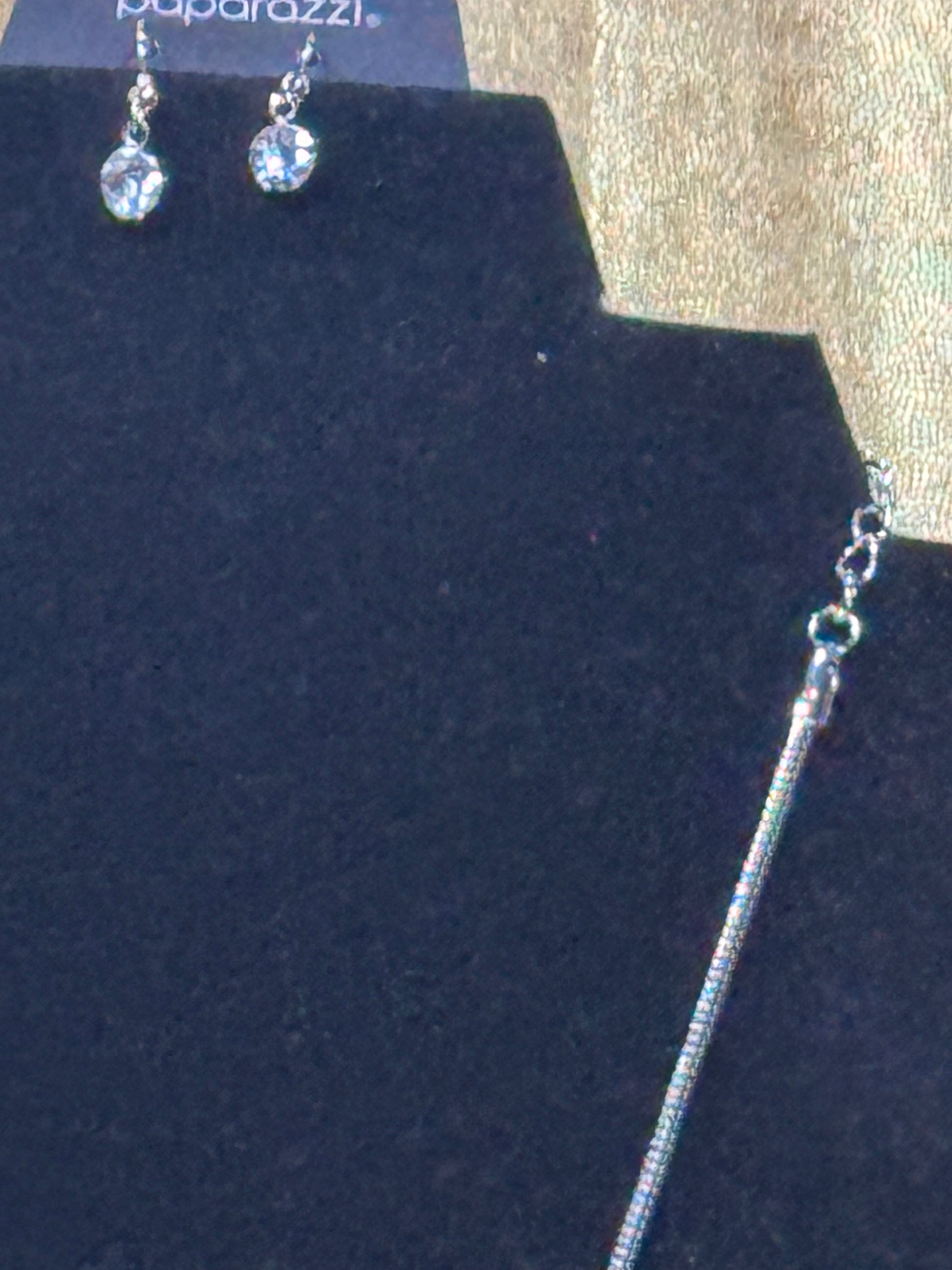 Paparazzi "Compelling Circles" Blue & Silver Necklace Set