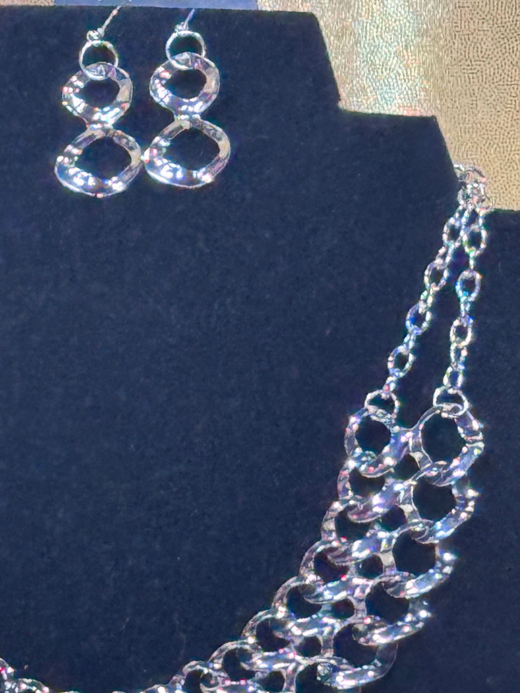 Paparazzi "Street Meet & Greet" Silver Linked Bib Necklace & Earring Set