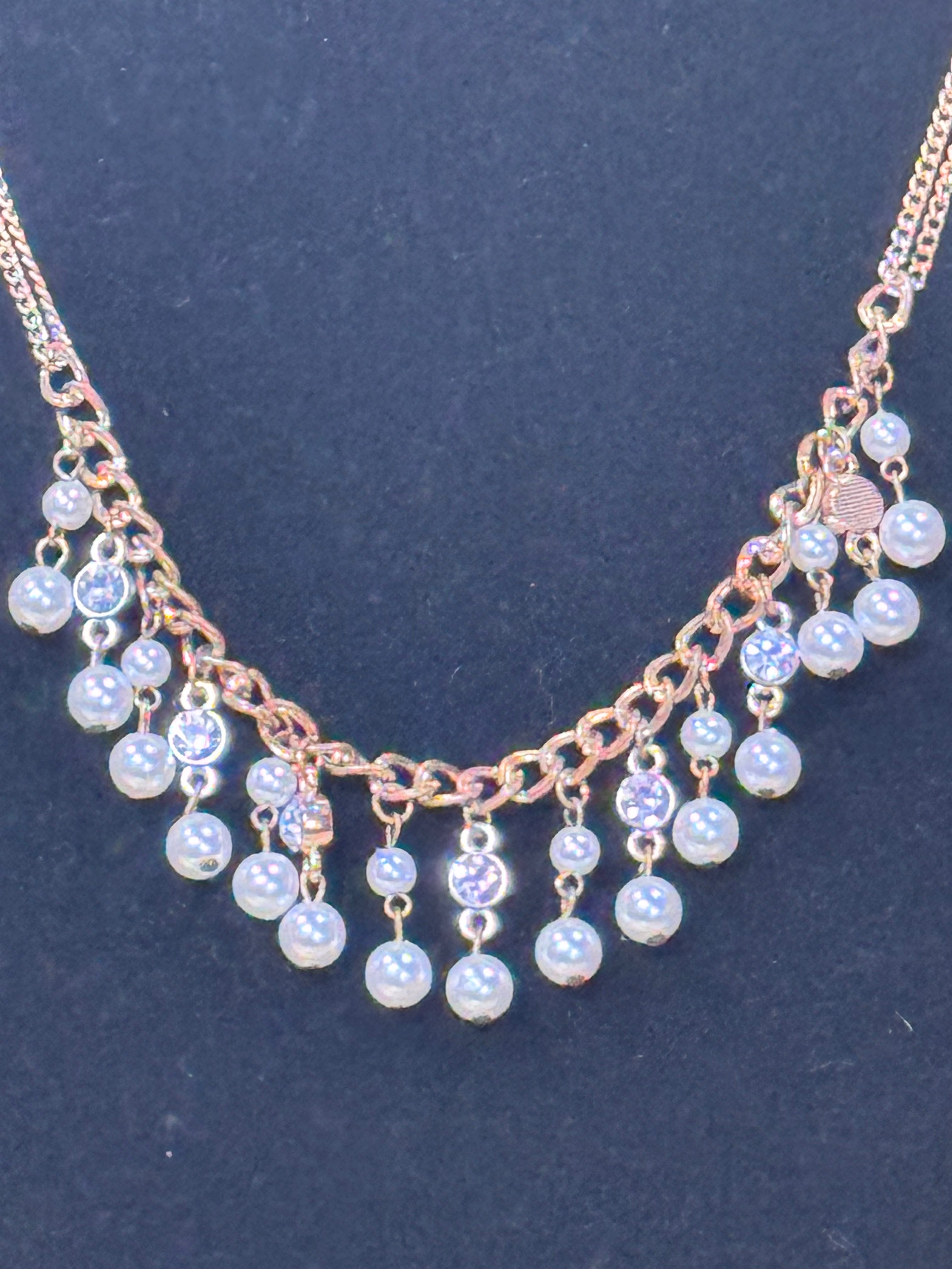 Paparazzi "Regal Refinement" Gold & Pearl Tassel Necklace Set