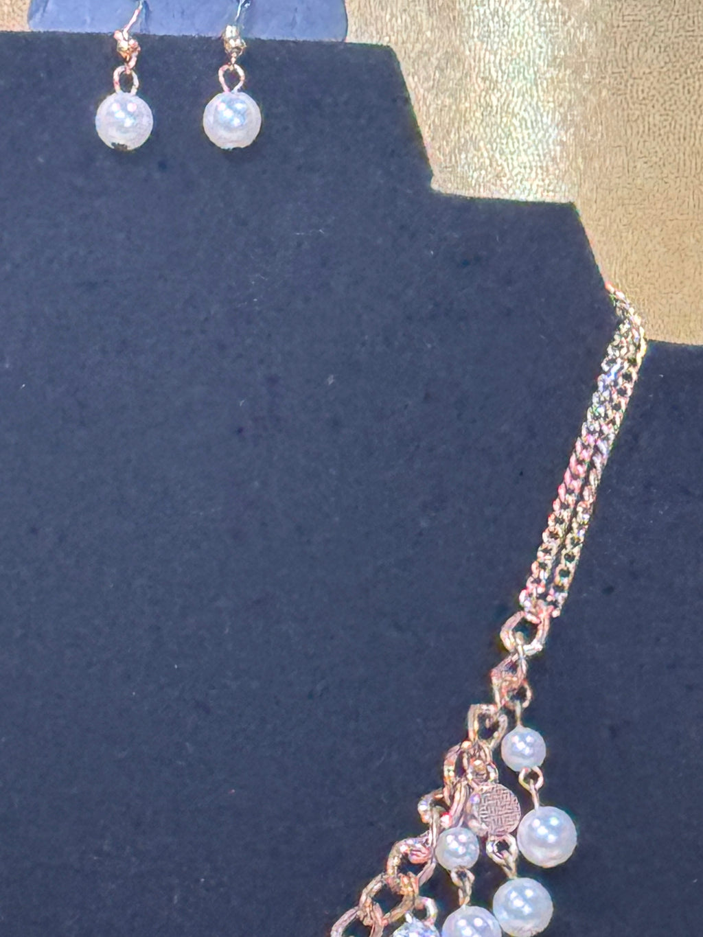 Paparazzi "Regal Refinement" Gold & Pearl Tassel Necklace Set