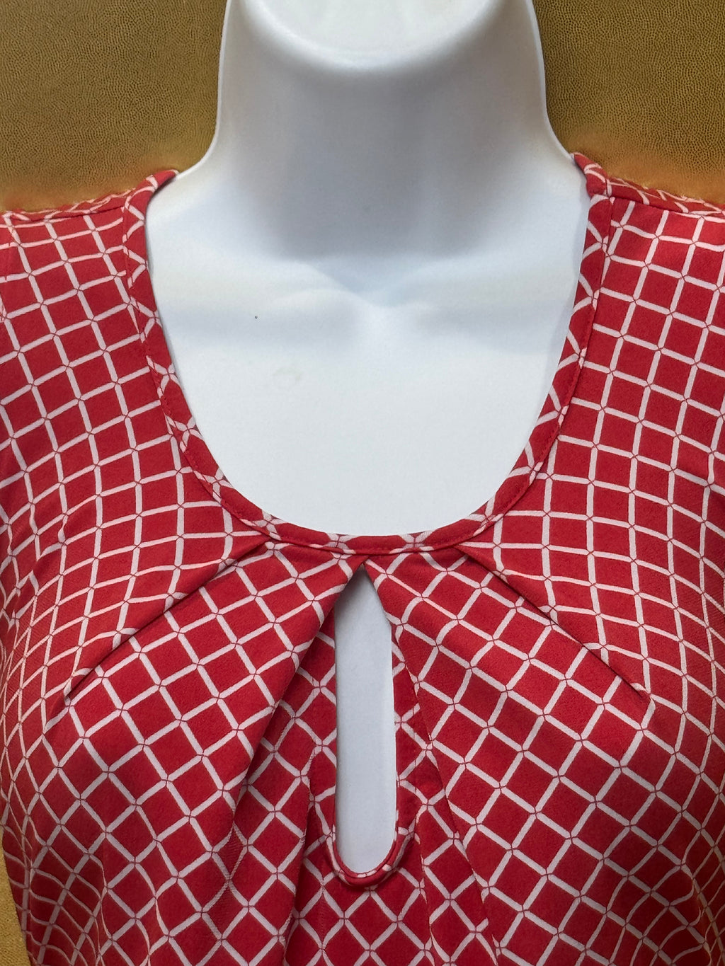 New York & Company 7th Avenue Geometric Keyhole Tank Top XS
