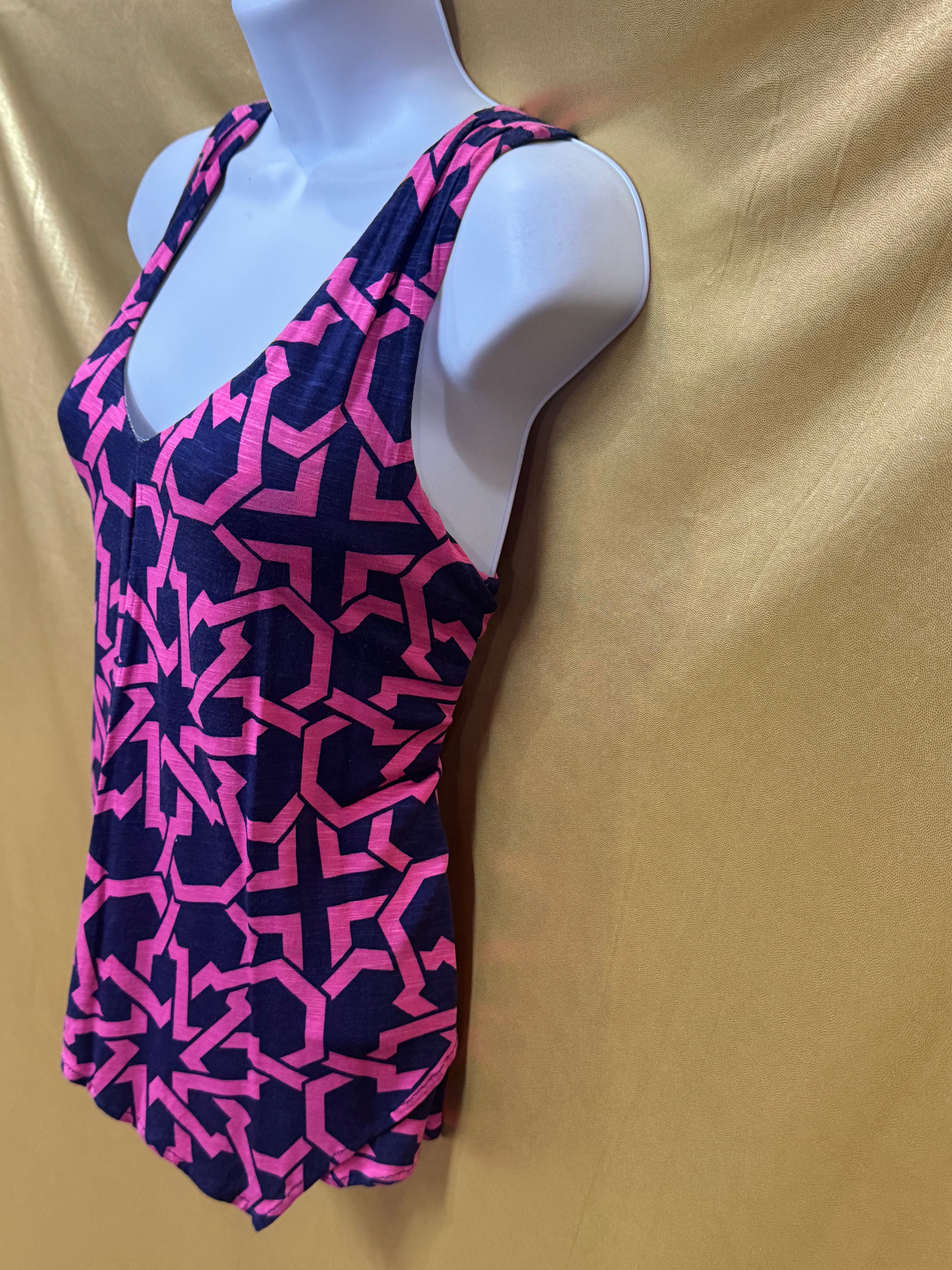 Tori Richard Pink & Navy Geometric Sleeveless V-Neck Top - Size XS