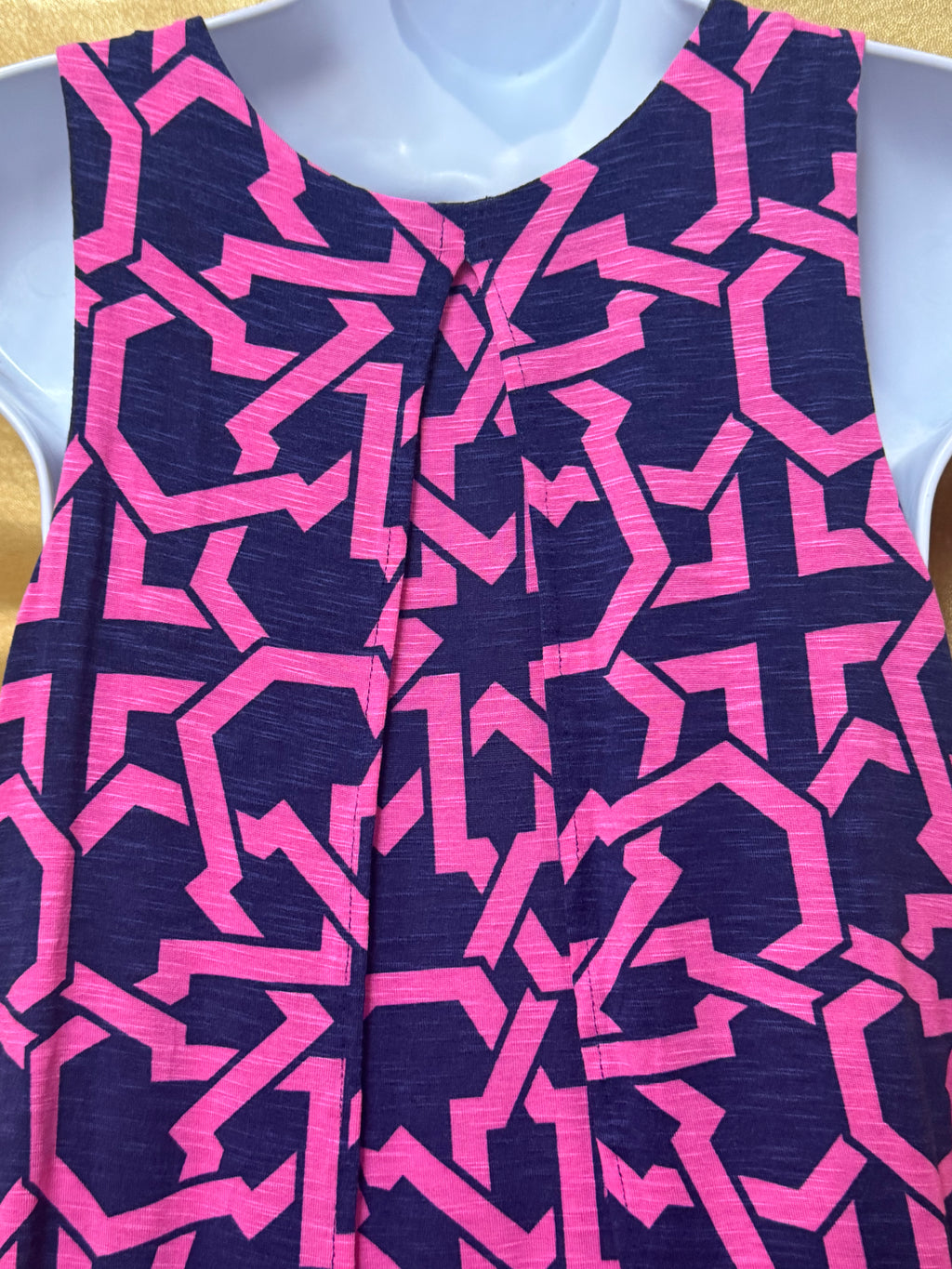 Tori Richard Pink & Navy Geometric Sleeveless V-Neck Top - Size XS