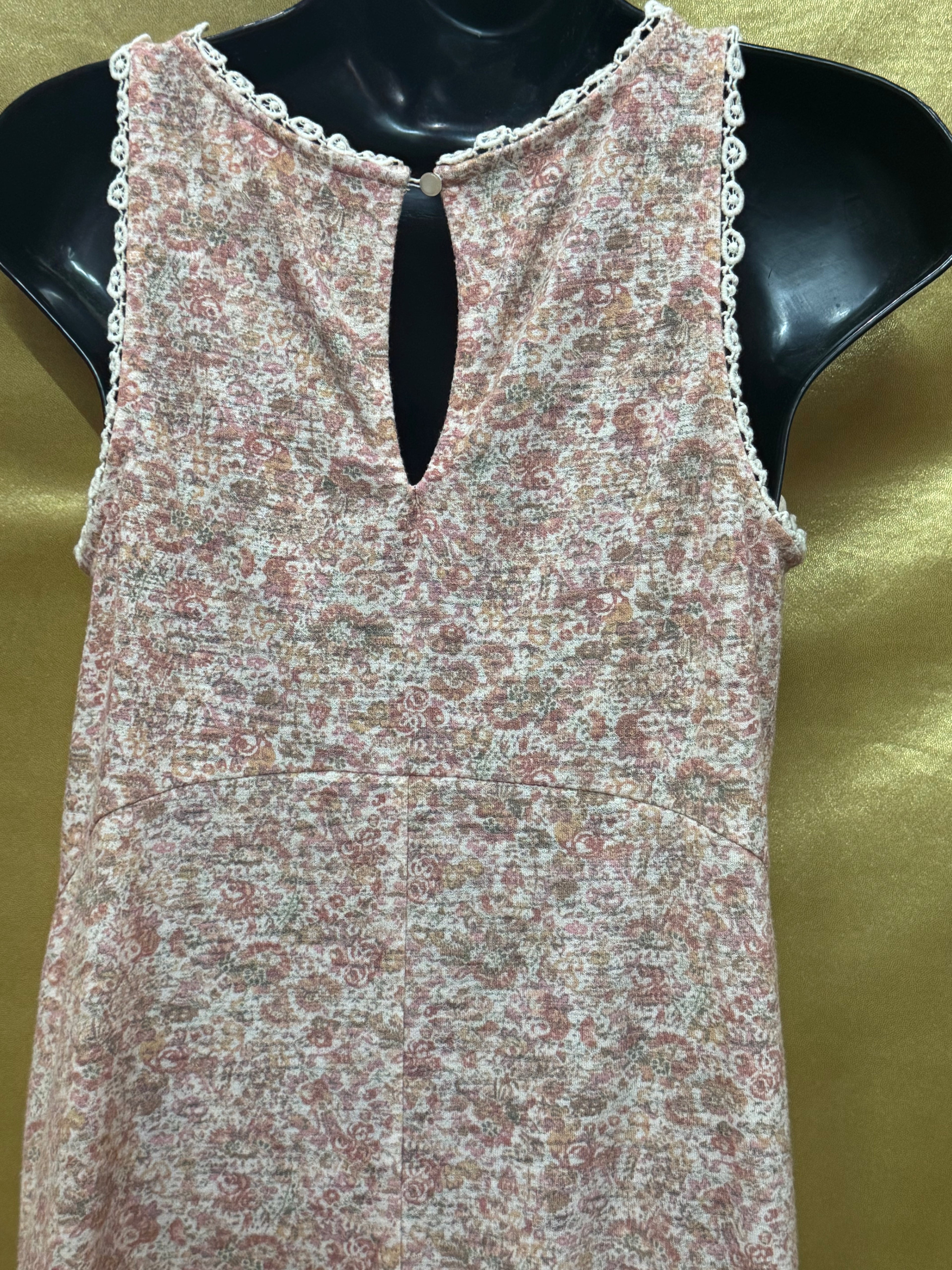 LC Lauren Conrad Floral Eyelet Tank Top Size XS Pink