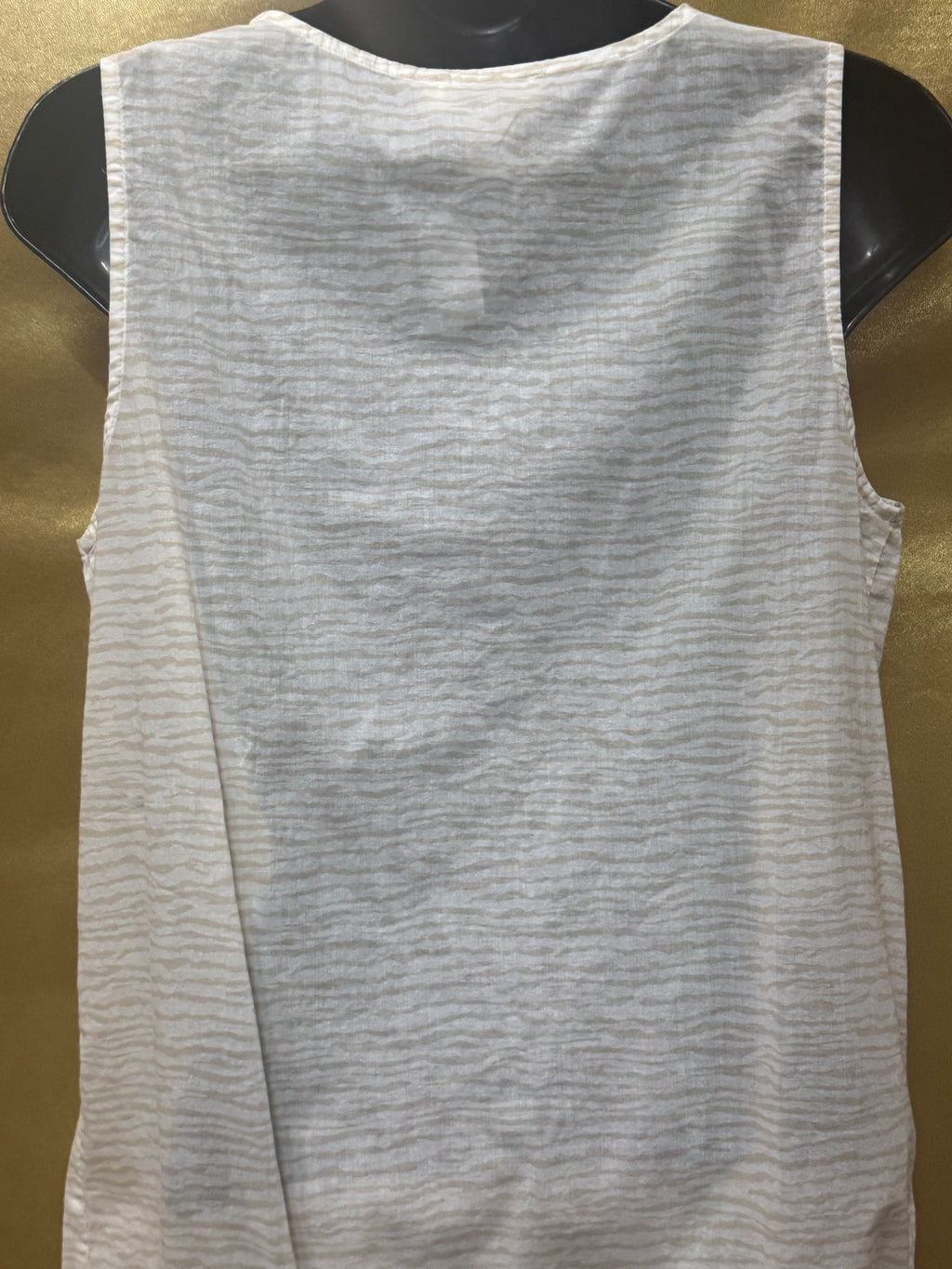 Loft by Ann Taylor Ivory Ruffle Neck Pintuck Sleeveless Blouse - Size XS
