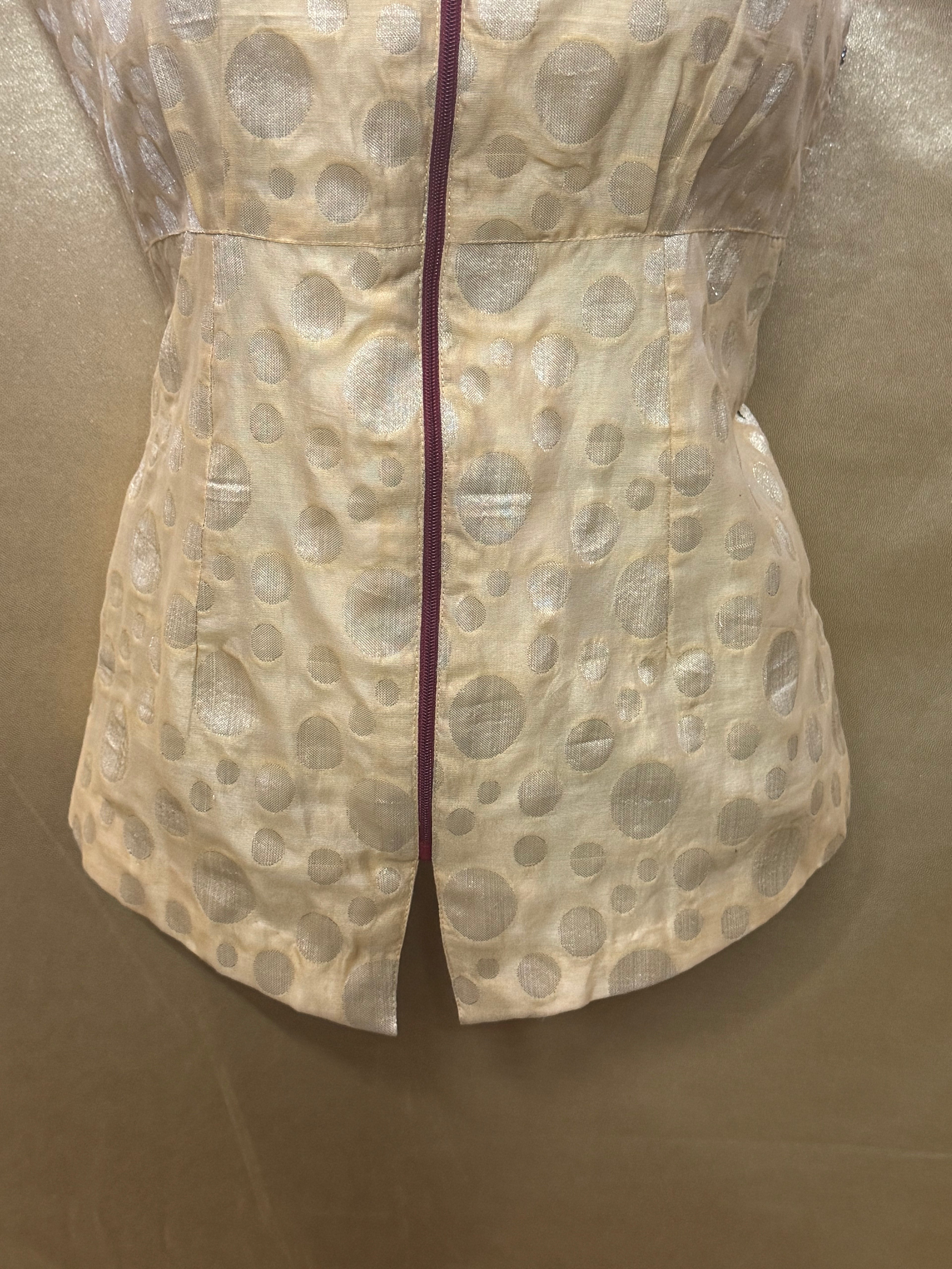 Stunning STELATINA Gold Jacquard Sleeveless Vest Size XS