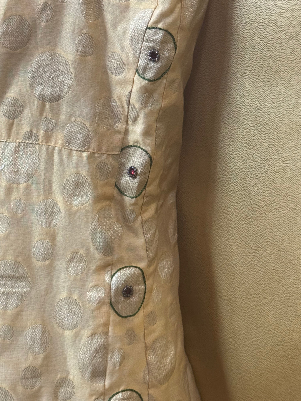 Stunning STELATINA Gold Jacquard Sleeveless Vest Size XS