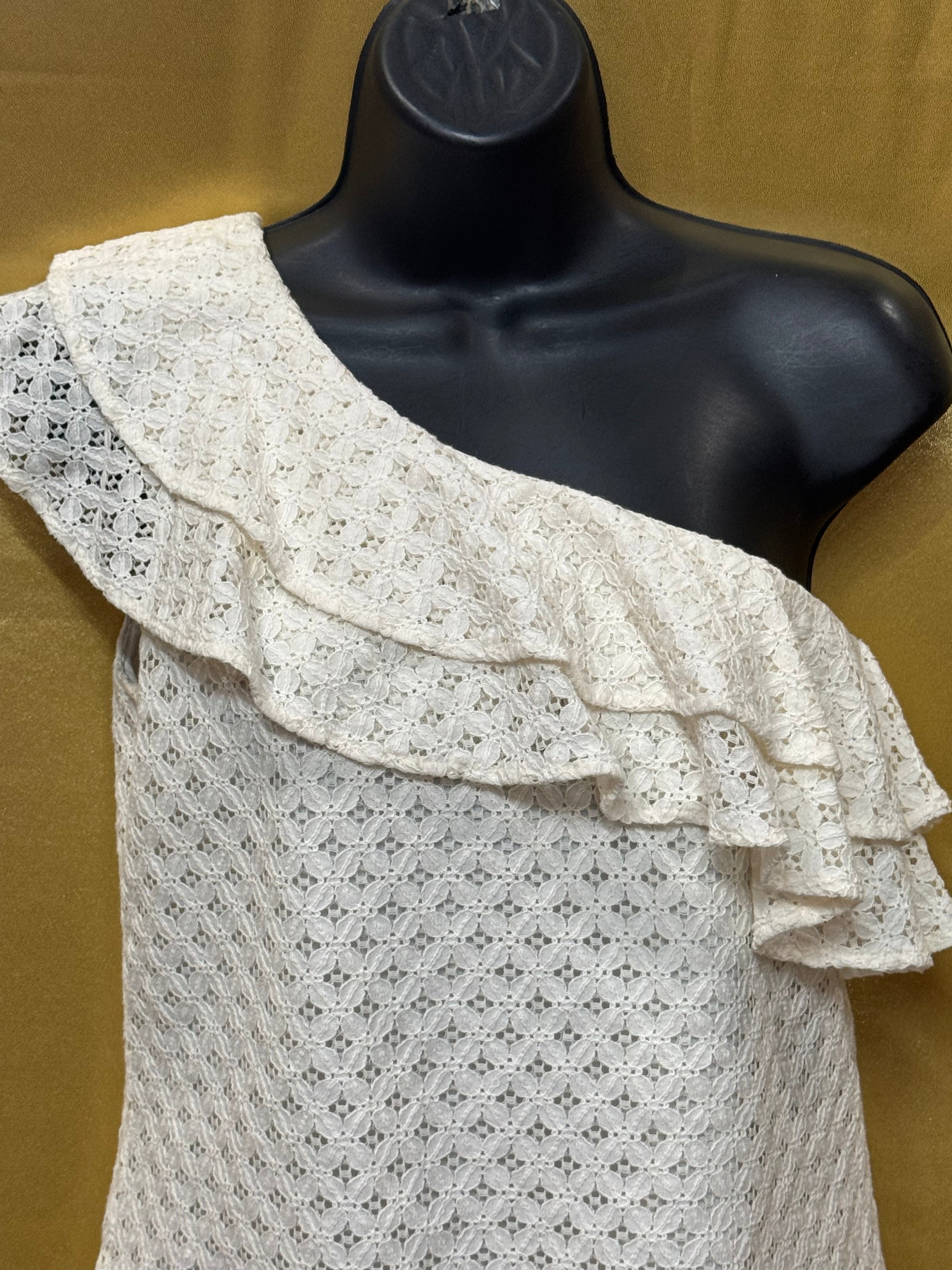 Banana Republic White Eyelet One-Shoulder Ruffle Top - Size XS