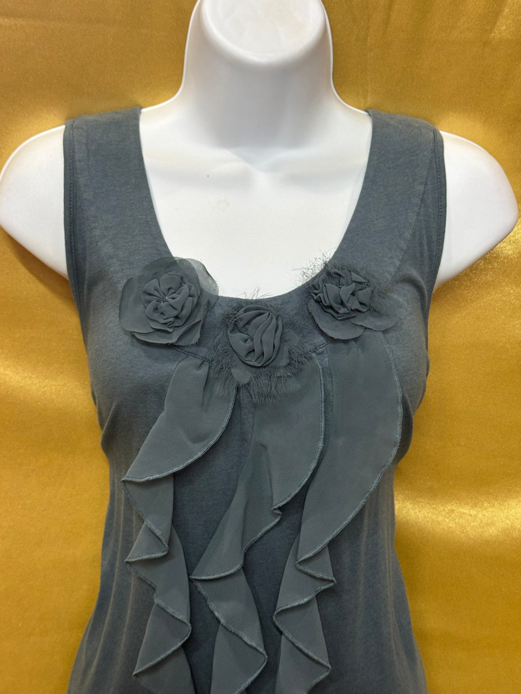 LOFT Dusty Blue Ruffled Floral Tank Top – Size XS