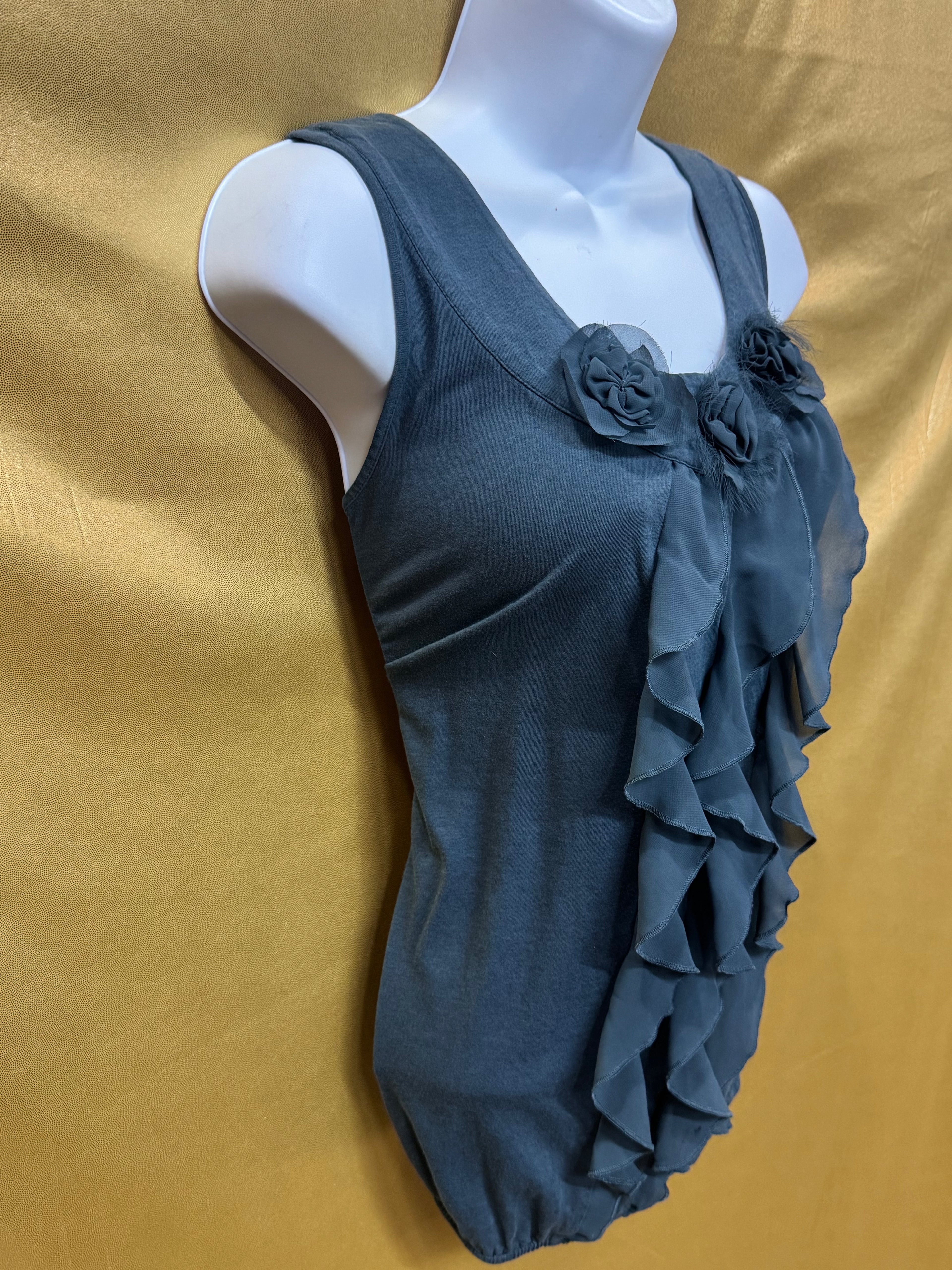 LOFT Dusty Blue Ruffled Floral Tank Top – Size XS