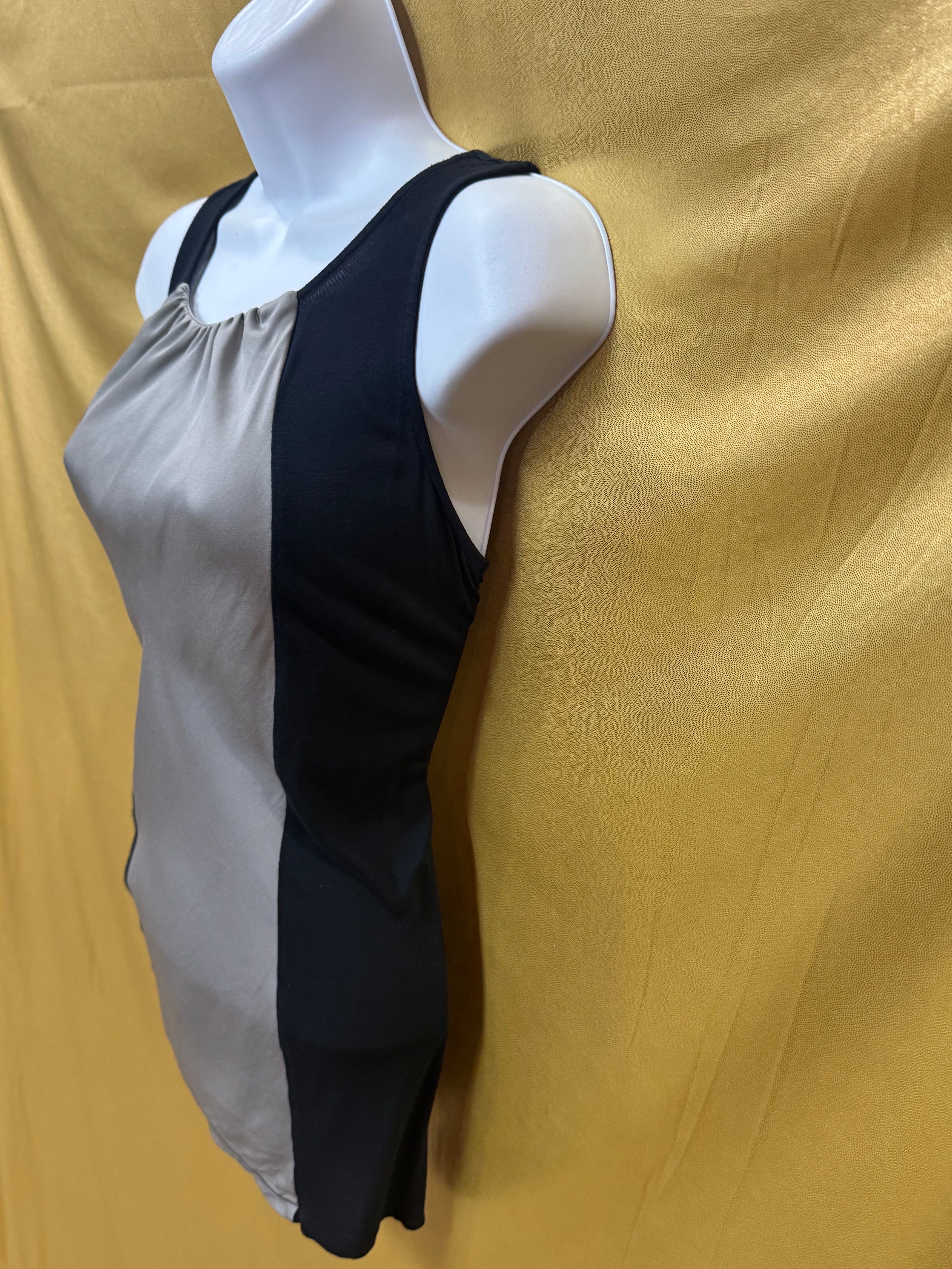 Merona Chic Colorblock Sleeveless Blouse / Tunic - Size XS
