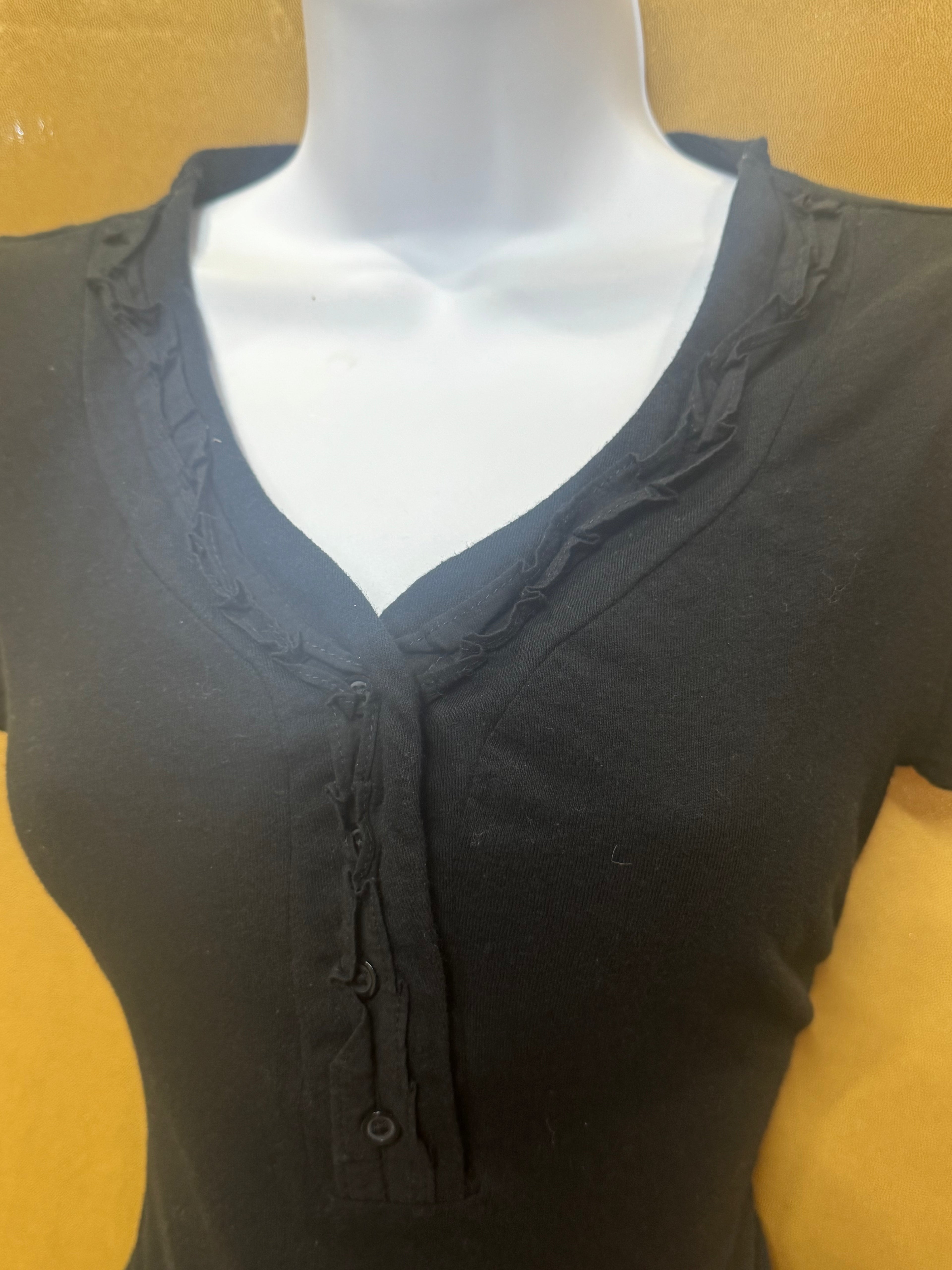 Merona Black Ruffle V-Neck Henley Blouse - Size XS (100% Cotton)