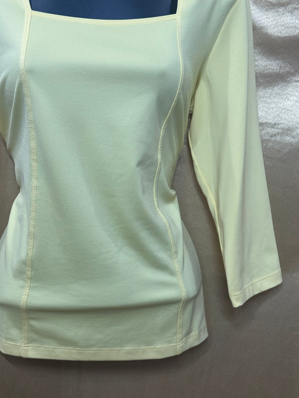 Susan Graver Liquid Knit Pale Yellow Square Neck 3/4 Sleeve Top - XS USA