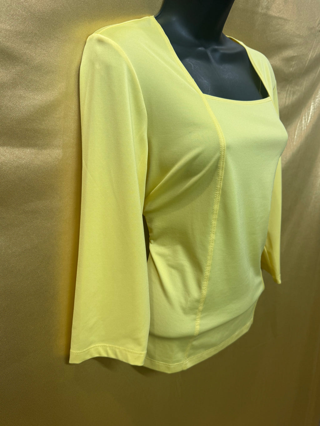 Susan Graver Liquid Knit Pale Yellow Square Neck 3/4 Sleeve Top - XS USA