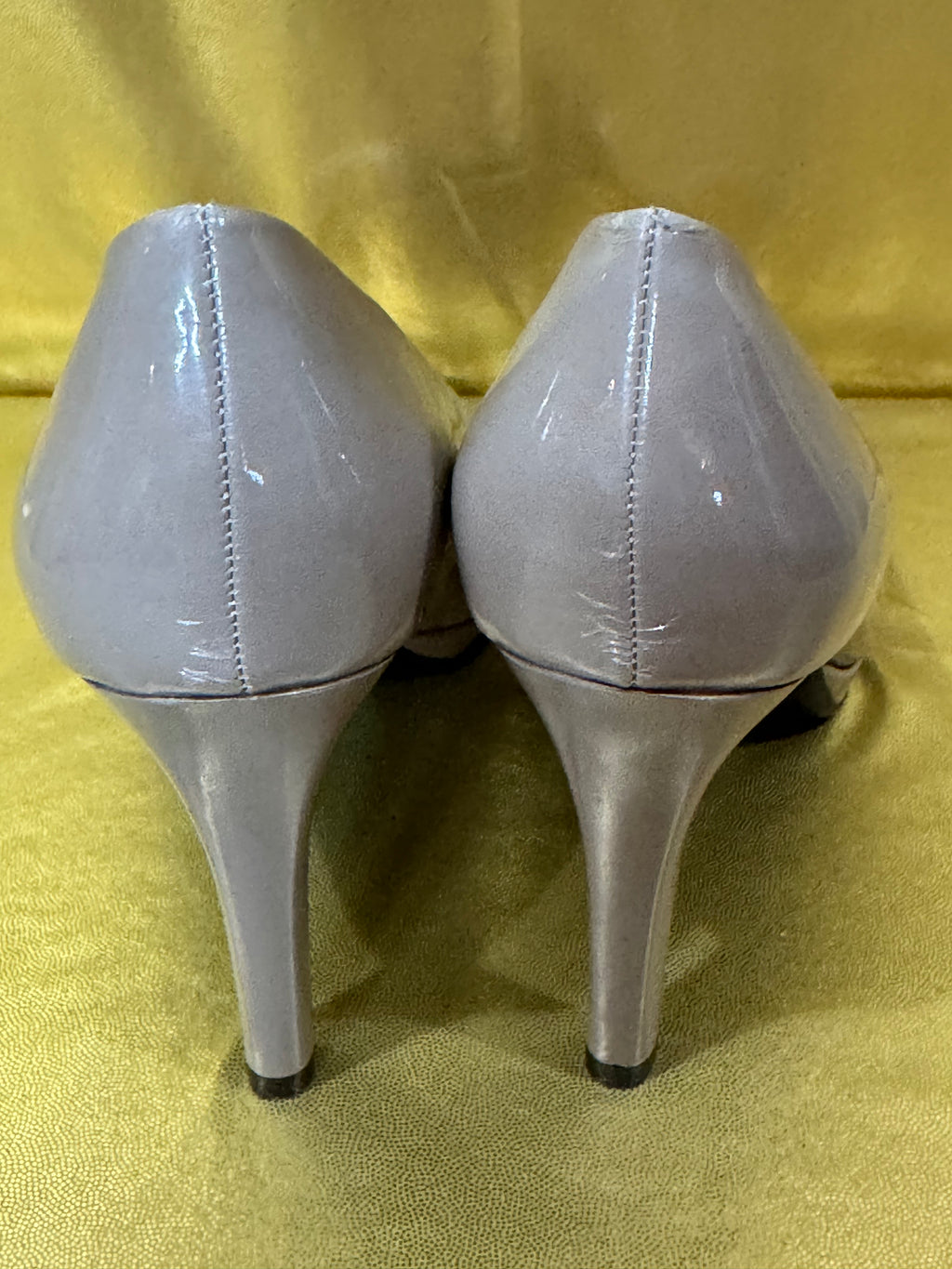 ✨ Bandolino Annie Beige Patent Leather Rounded Toe Pumps - Size 7M ✨