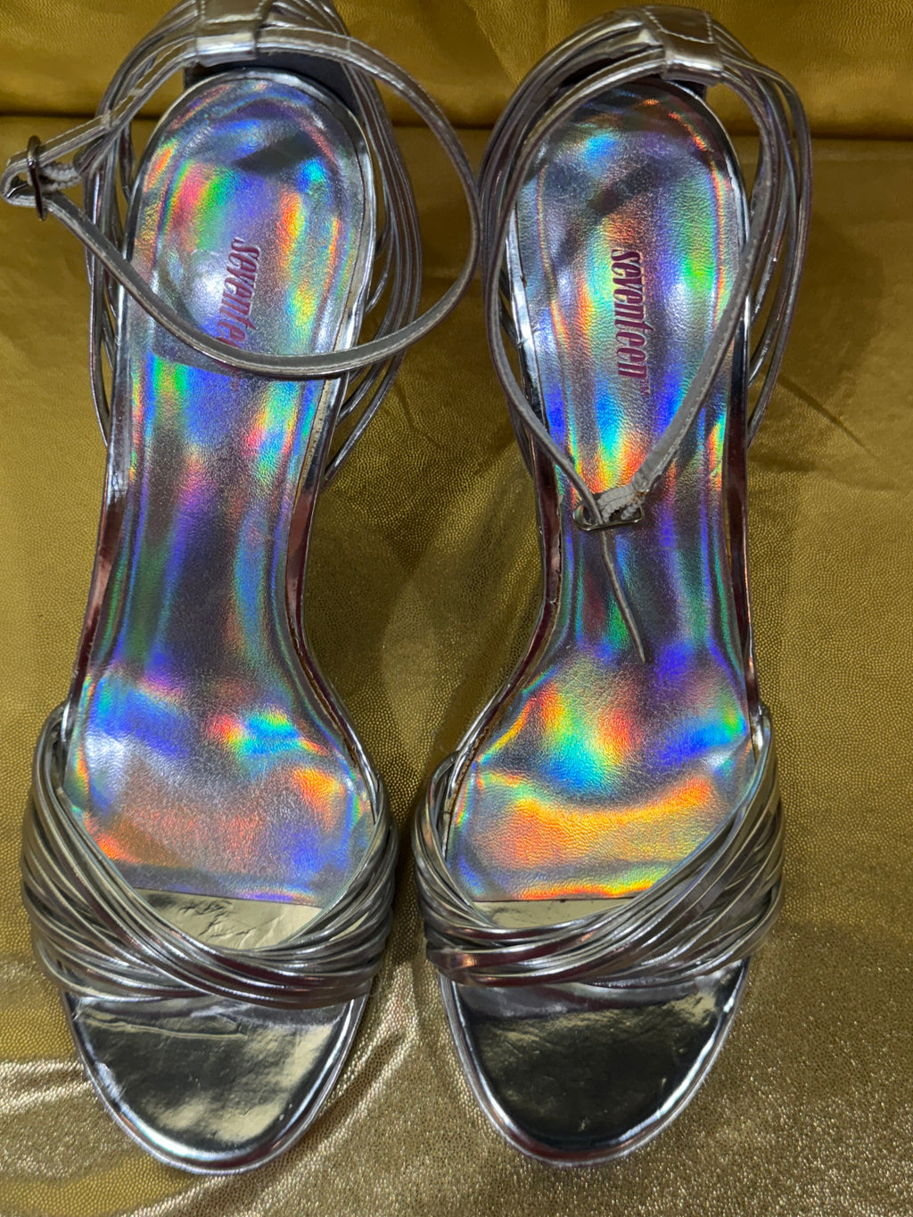 Vintage Y2K Seventeen Metallic Silver Strappy Heels with Holographic Iridescent Insoles – Size 8.5