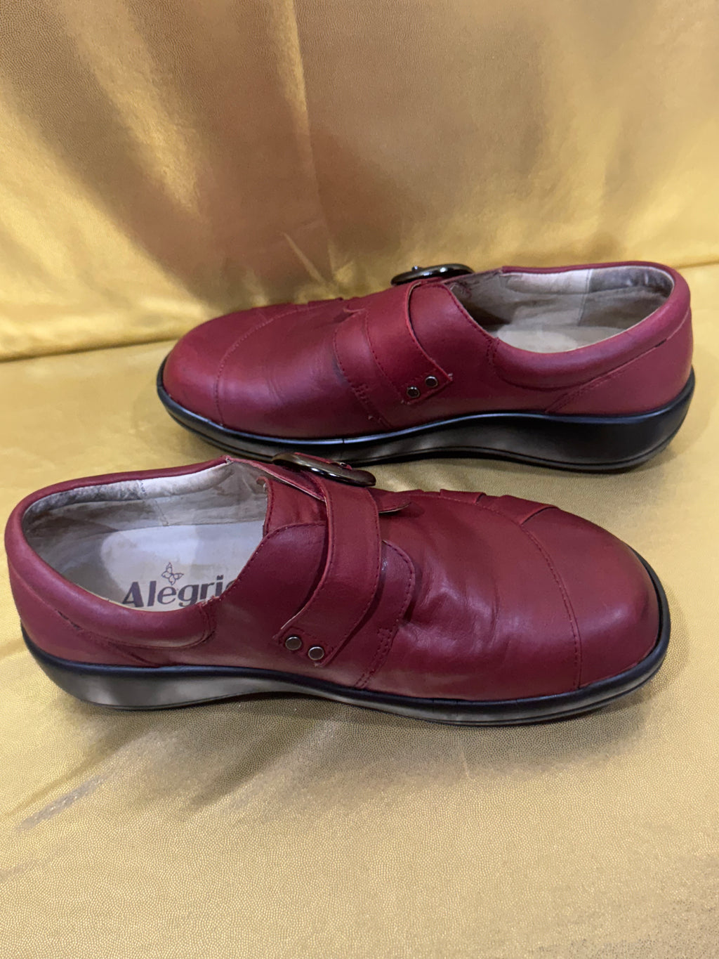 Alegria Khloe Red Leather Comfort Clogs Shoes EUR 37 US 7-7.5 Nurse Working Slip On