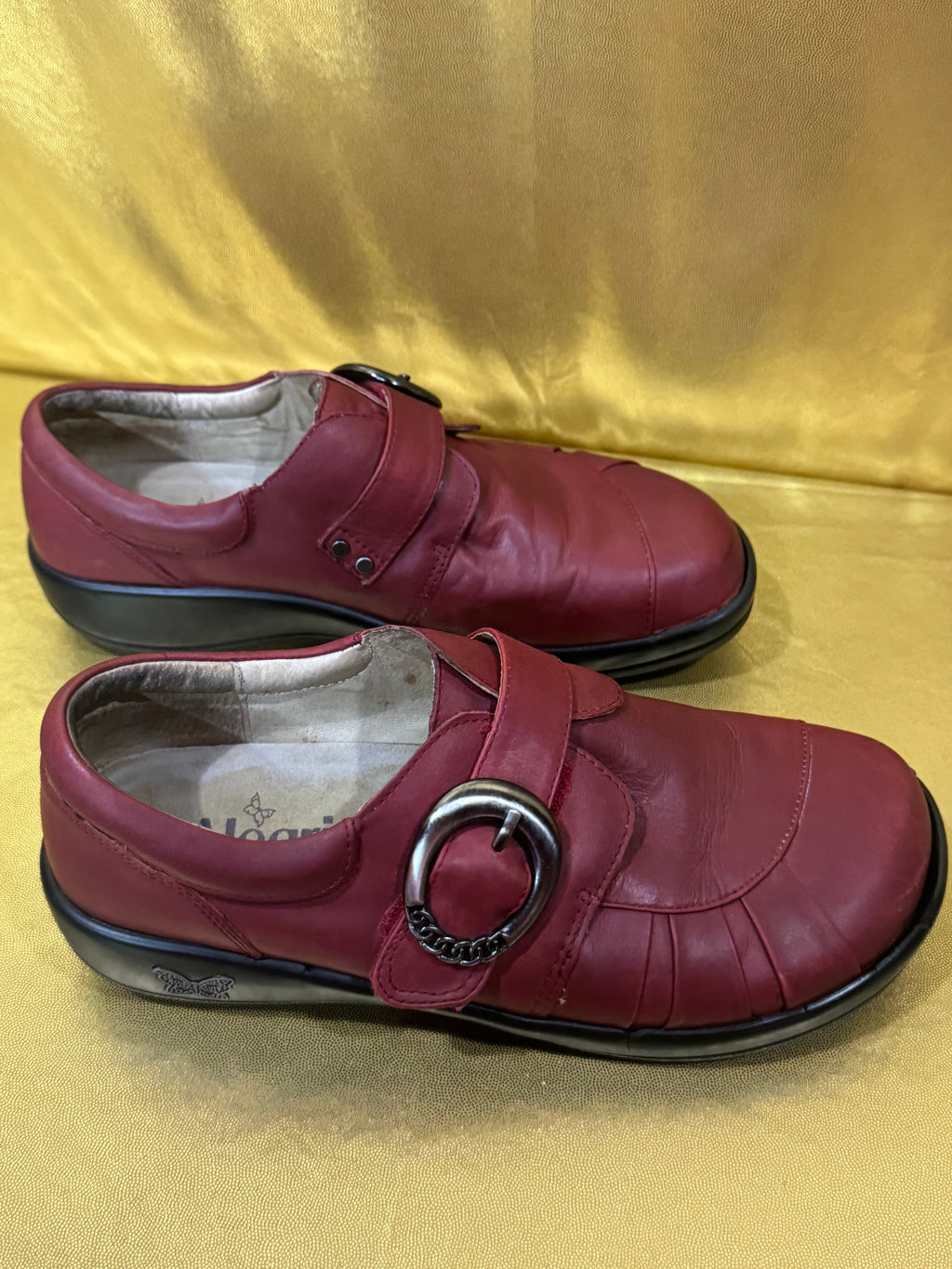 Alegria Khloe Red Leather Comfort Clogs Shoes EUR 37 US 7-7.5 Nurse Working Slip On